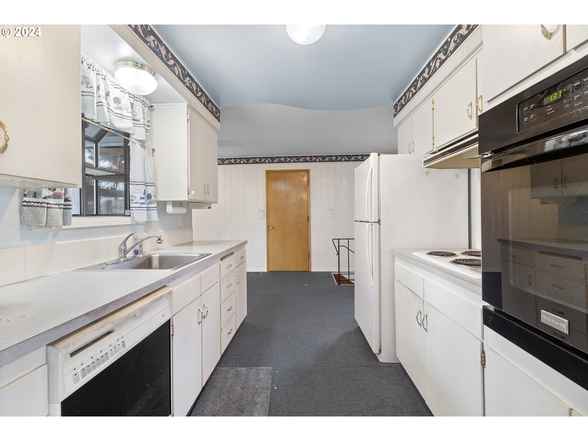 17031 SE RHONE ST