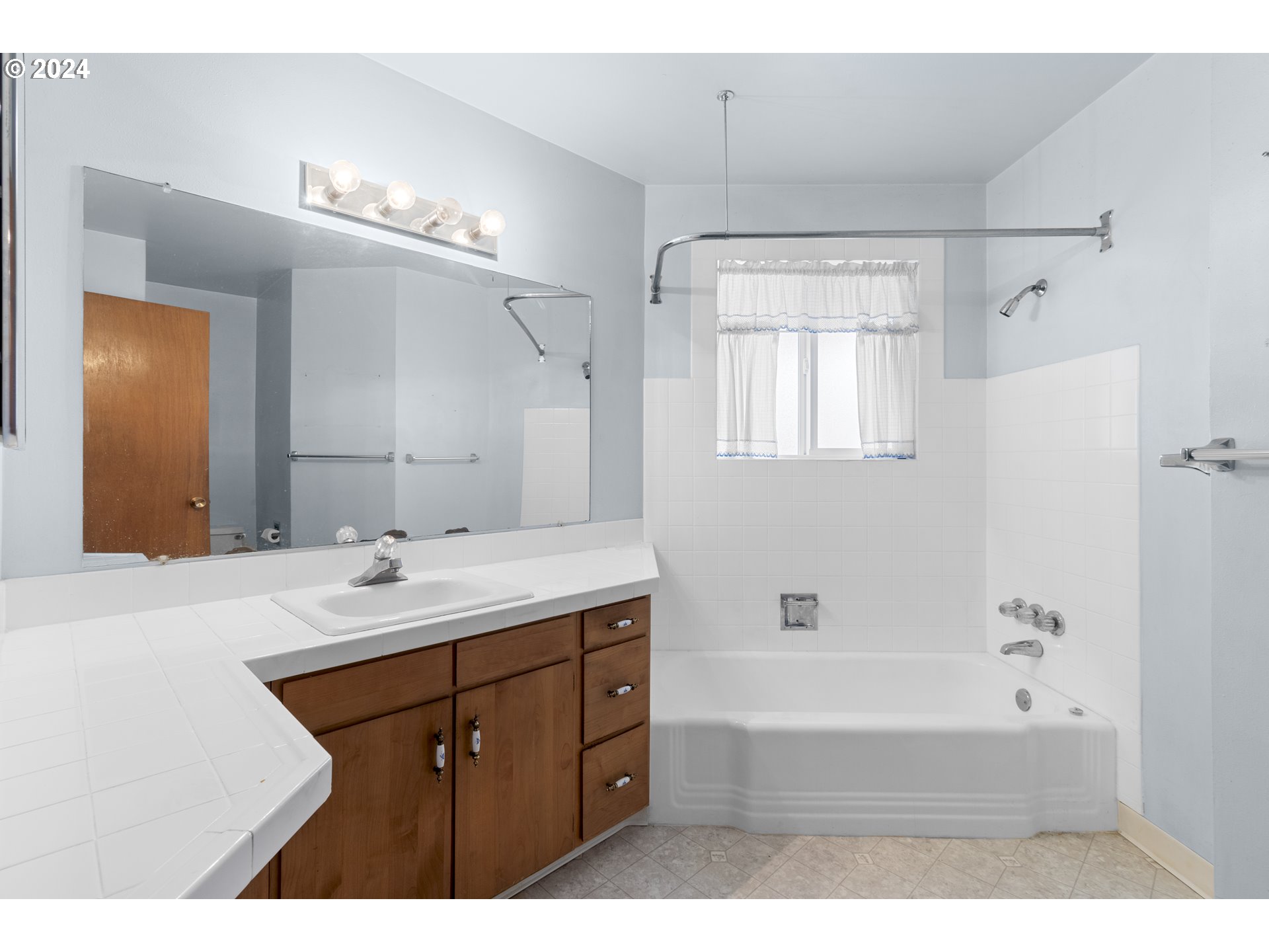17031 SE RHONE ST
