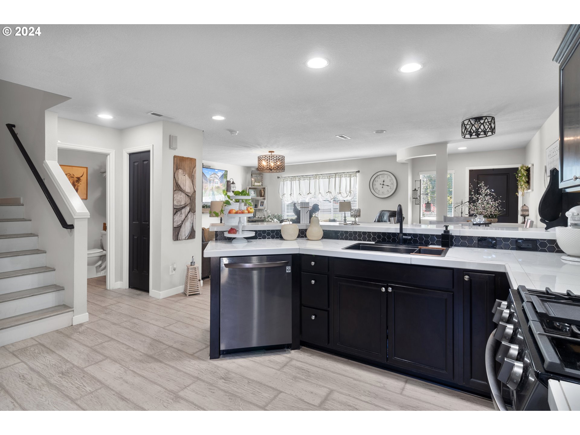 2354 SE 17TH ALY
