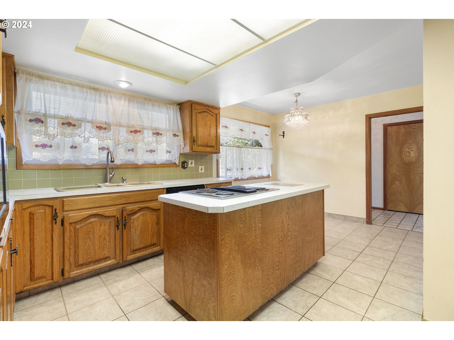 3212 NE 143RD AVE