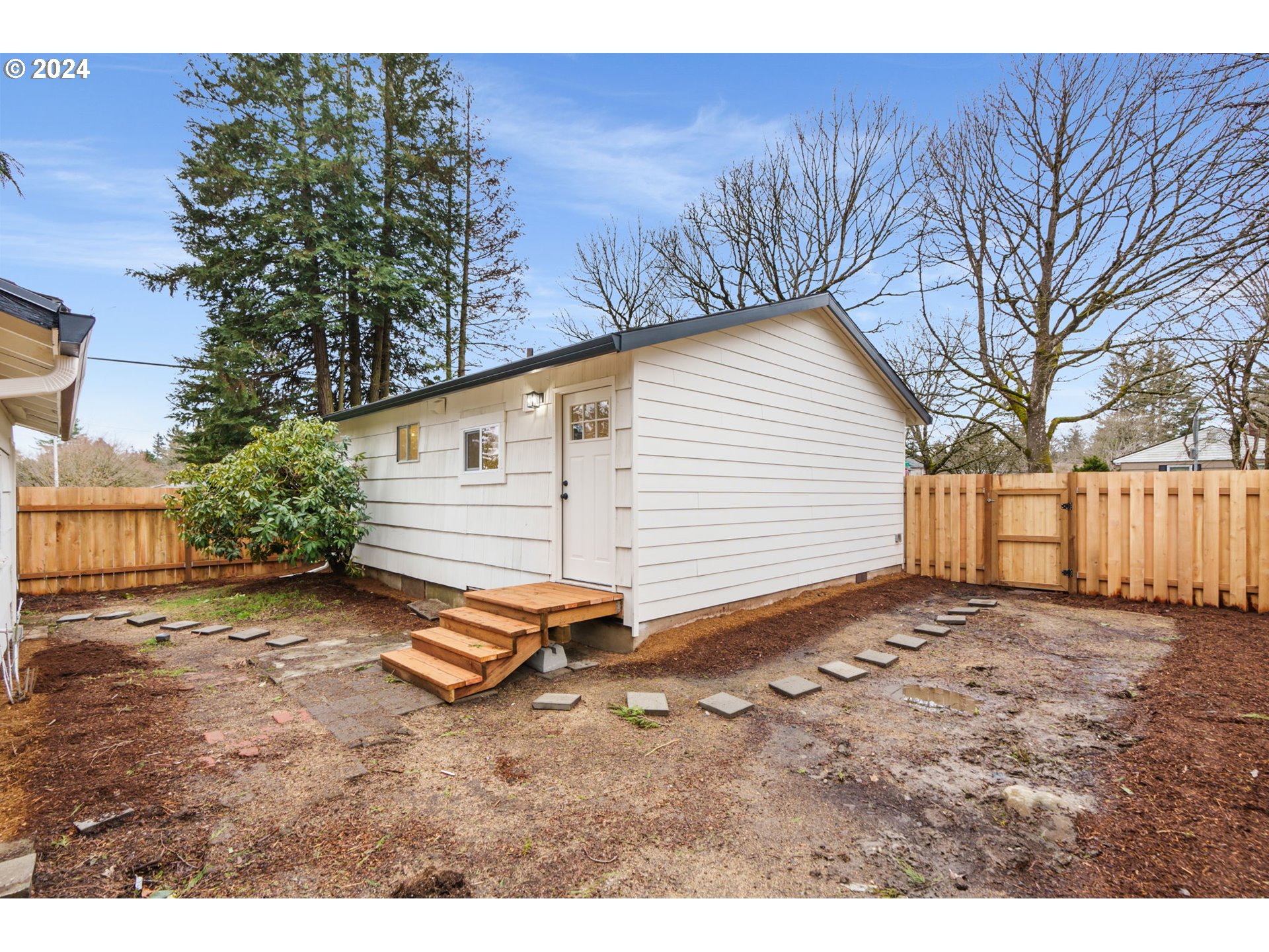 1236 SE 151ST AVE