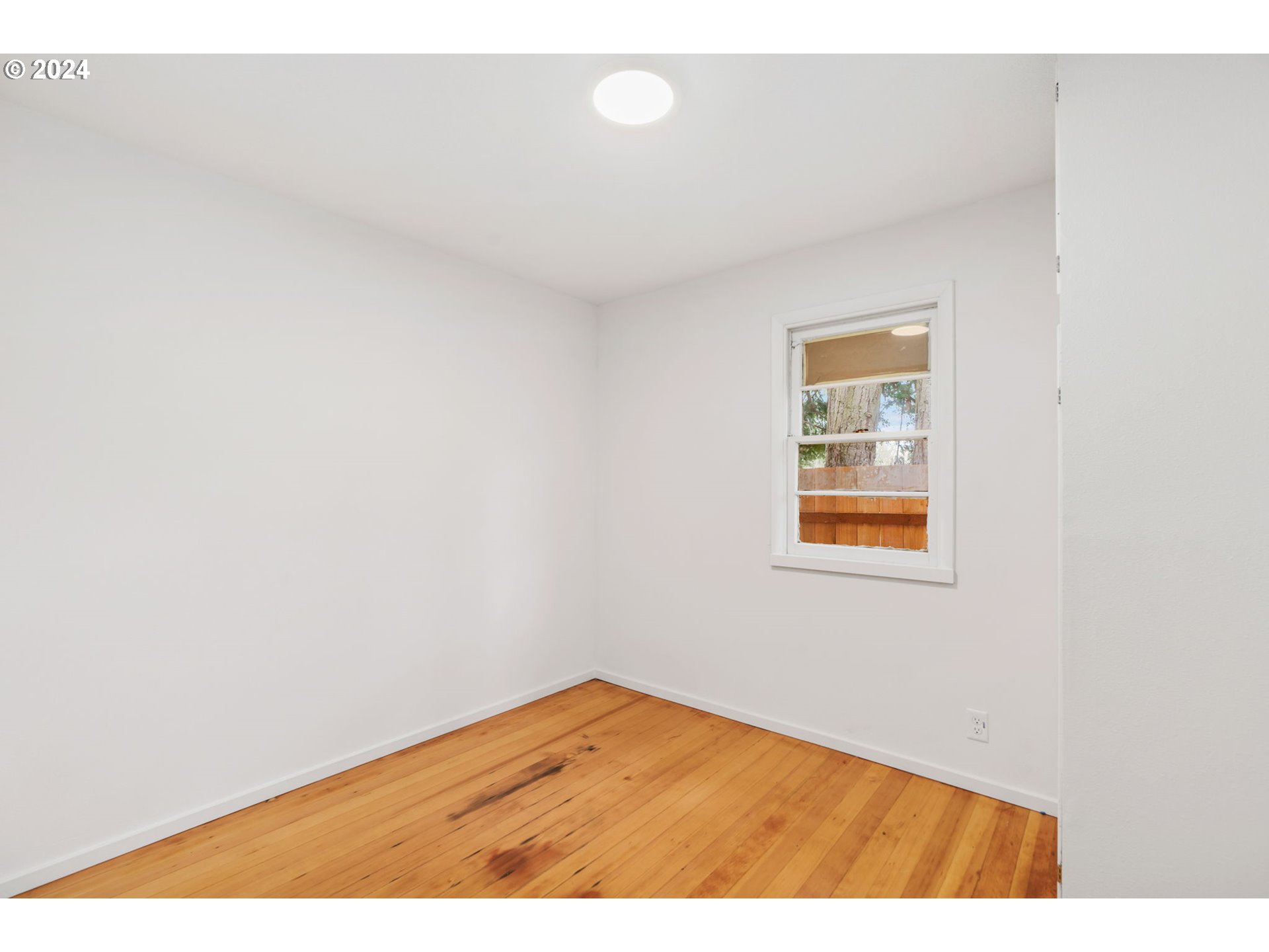 1236 SE 151ST AVE