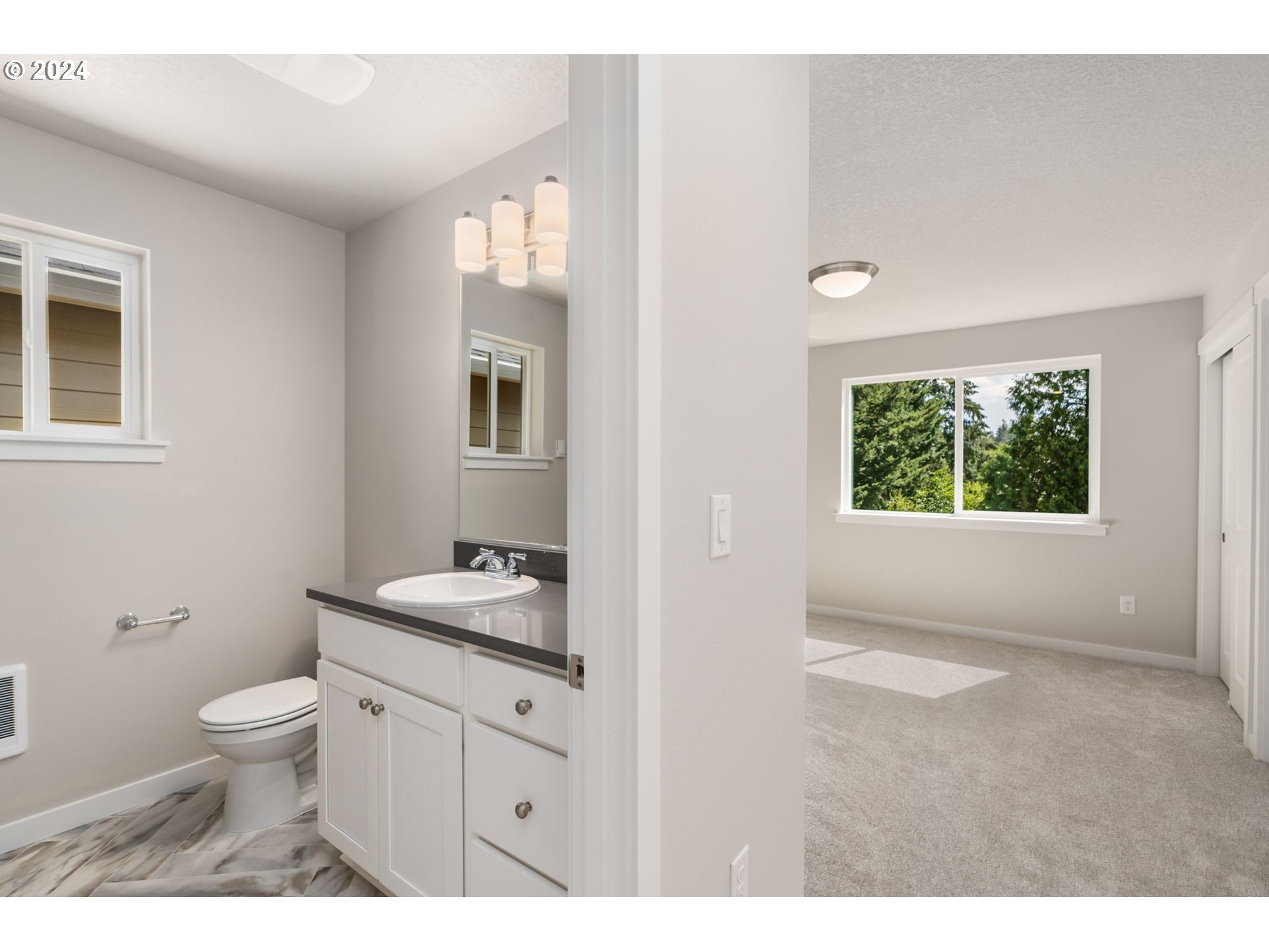 950 NE 126th AVE
