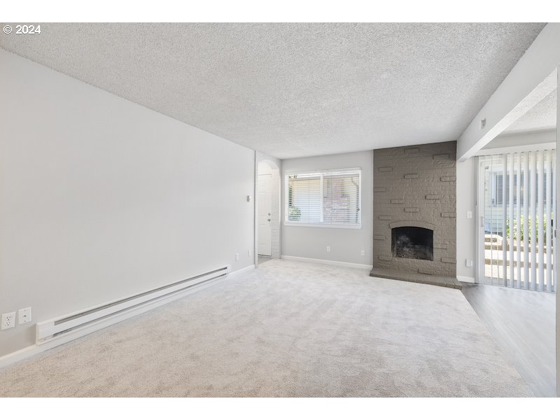 2921 NE Rene AVE 15B