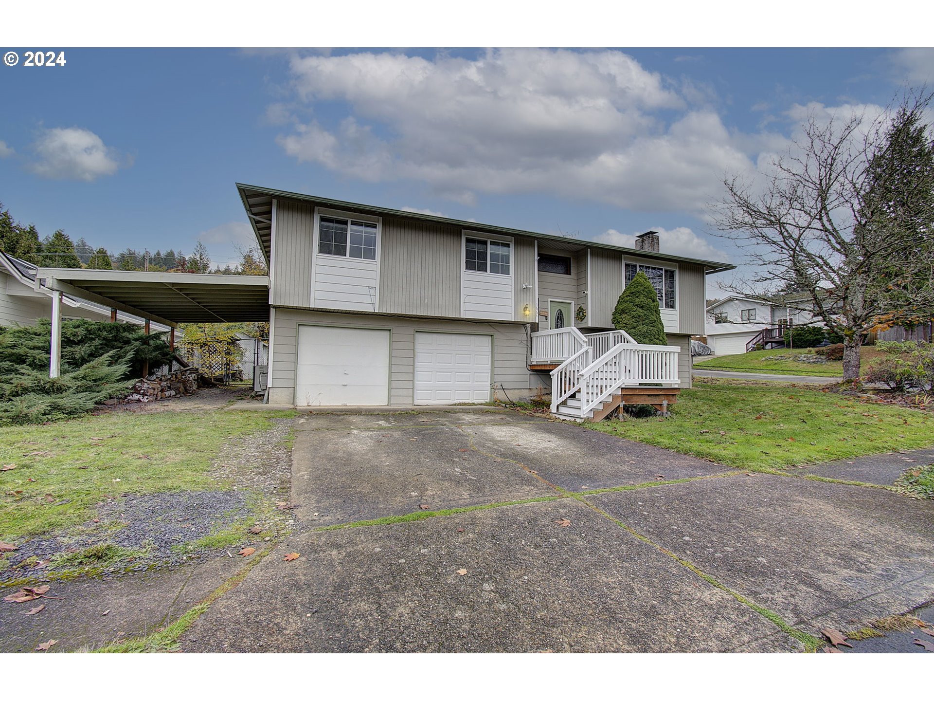 1664 SW ORCHARD AVE