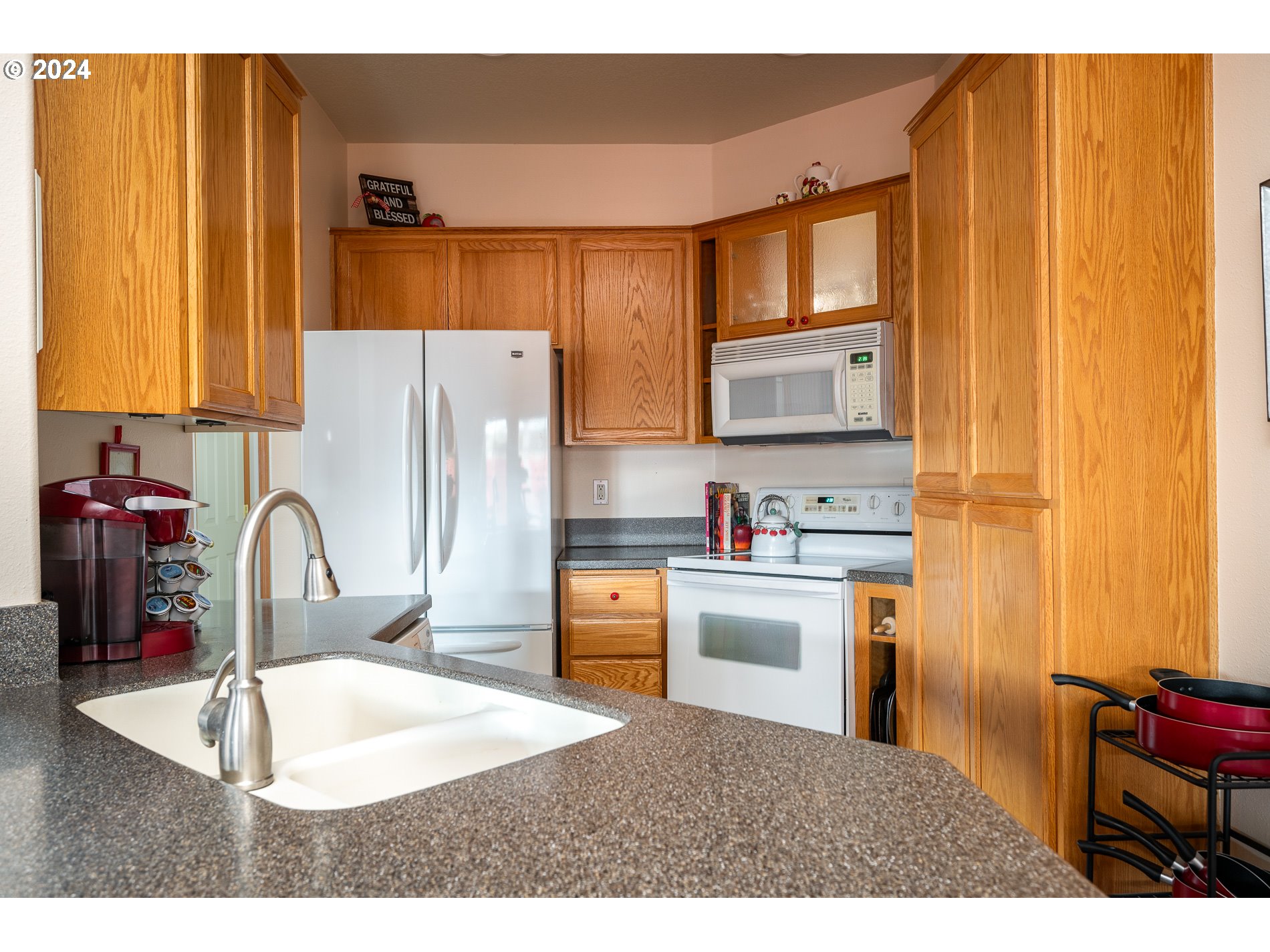 160 ALLI CT