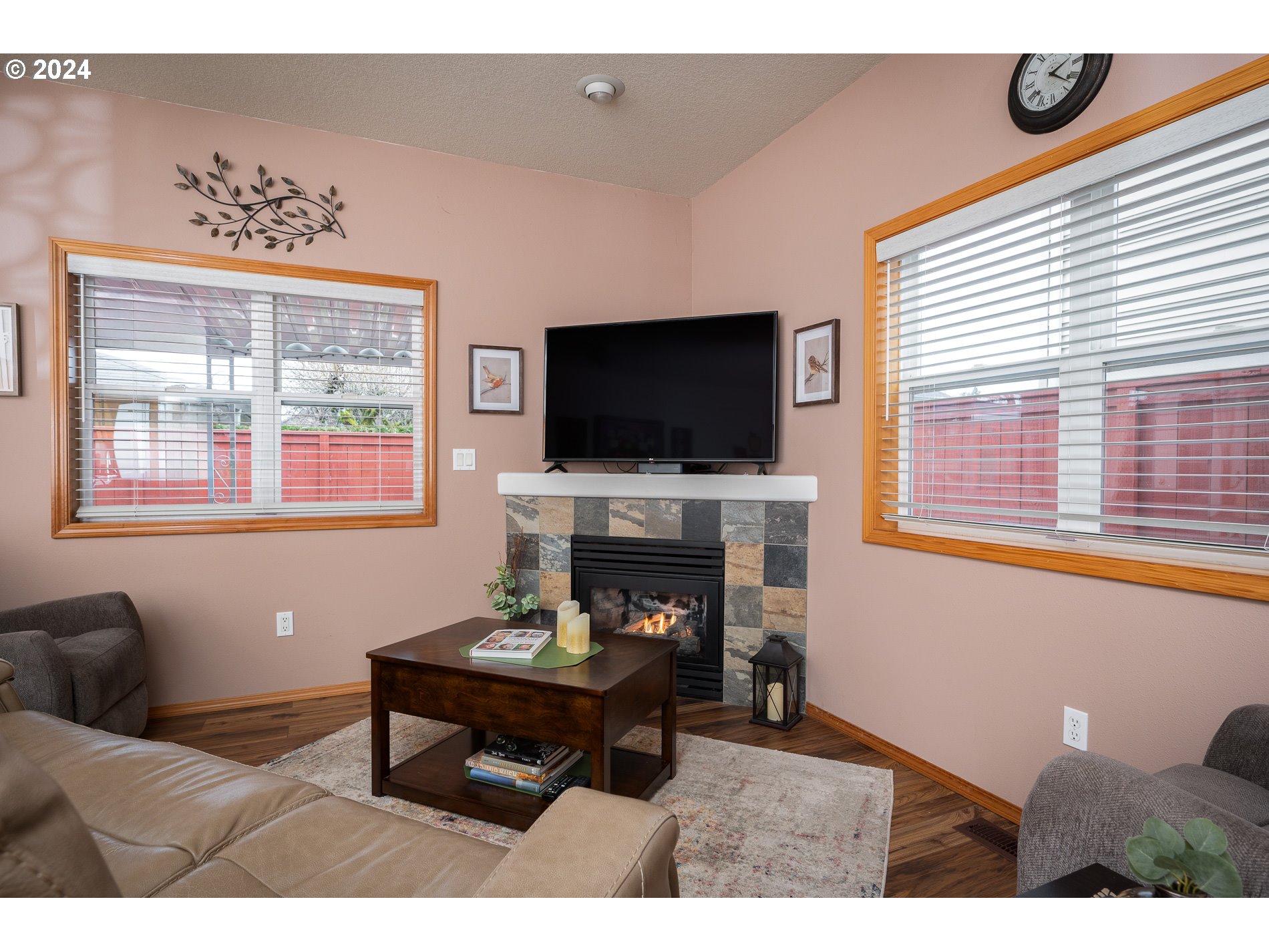 160 ALLI CT