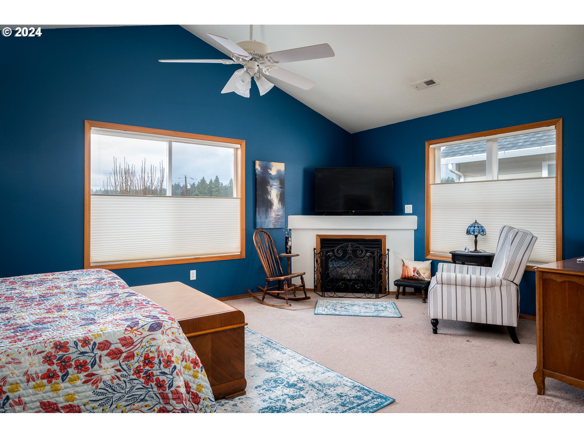 160 ALLI CT