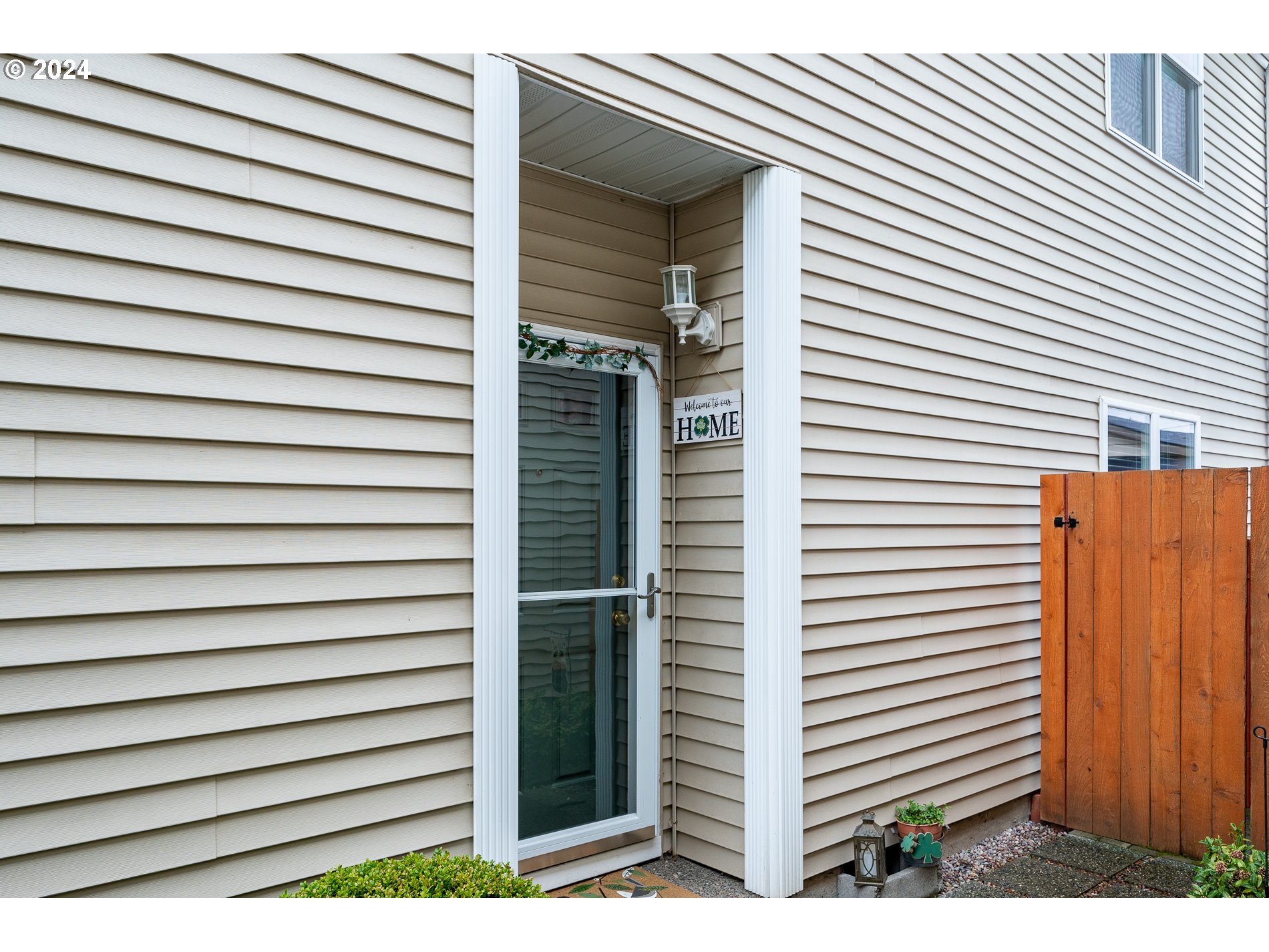 160 ALLI CT