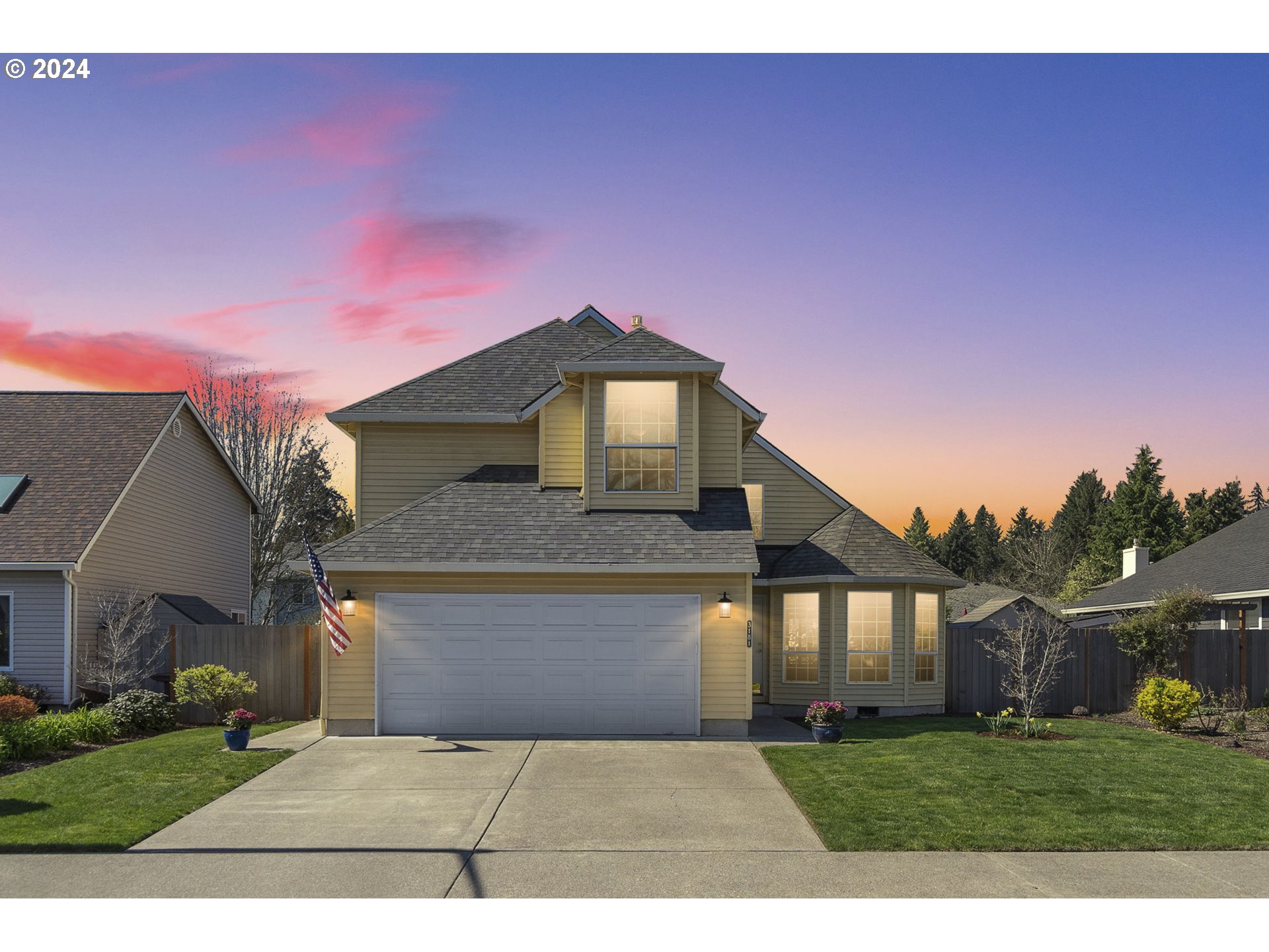 3181 NE 2ND CT
