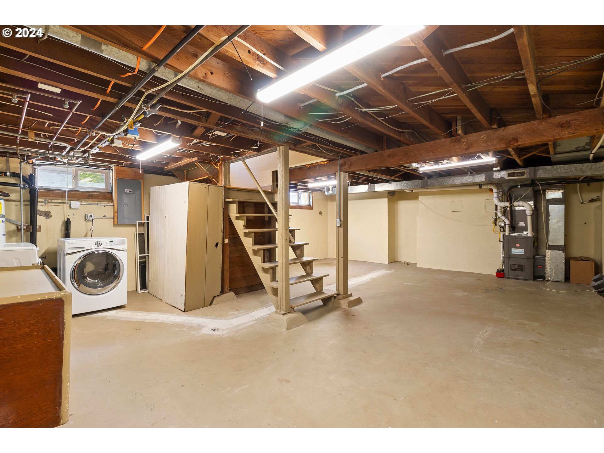 3316 NE CESAR E CHAVEZ BLVD