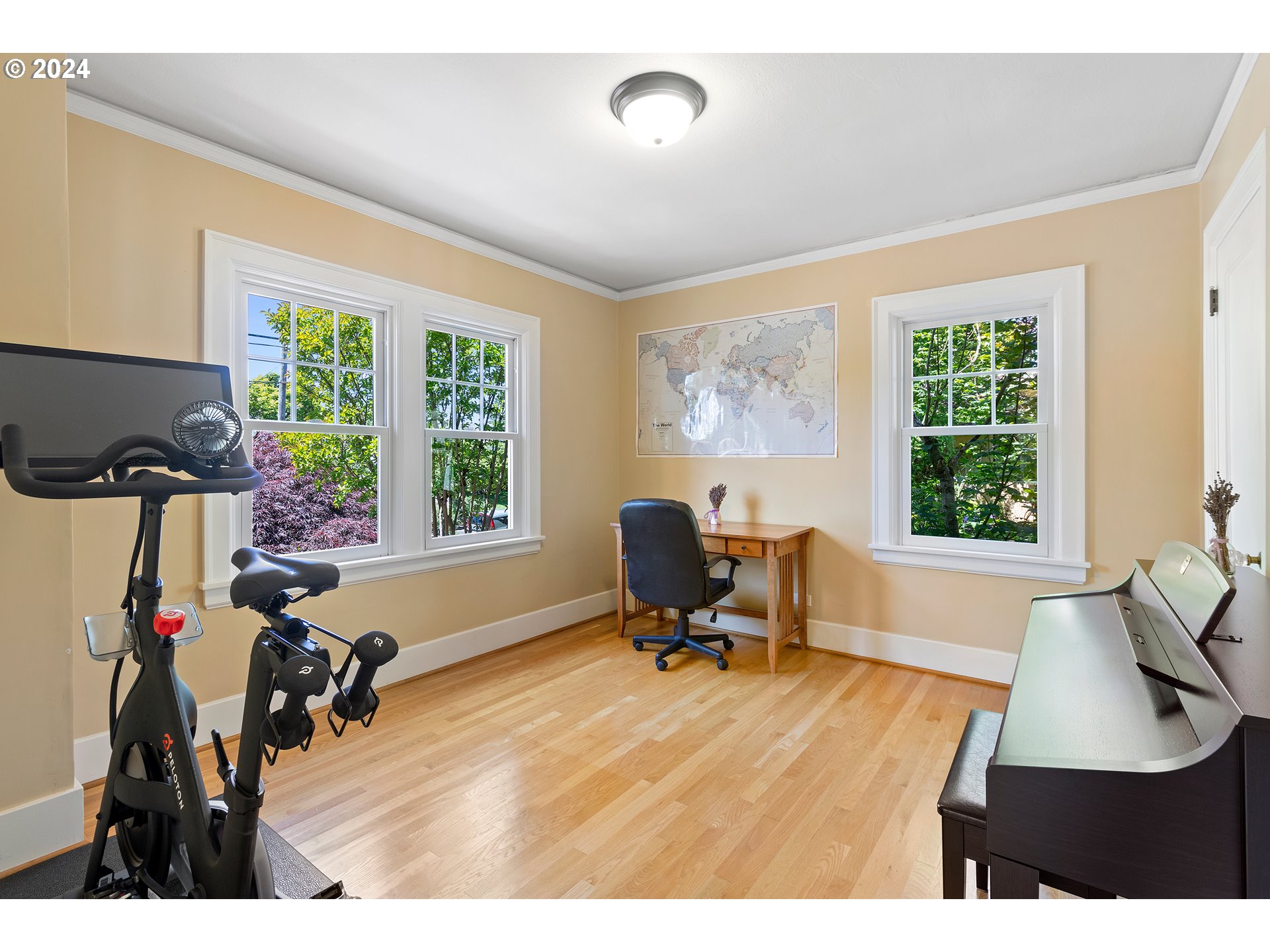 3316 NE CESAR E CHAVEZ BLVD