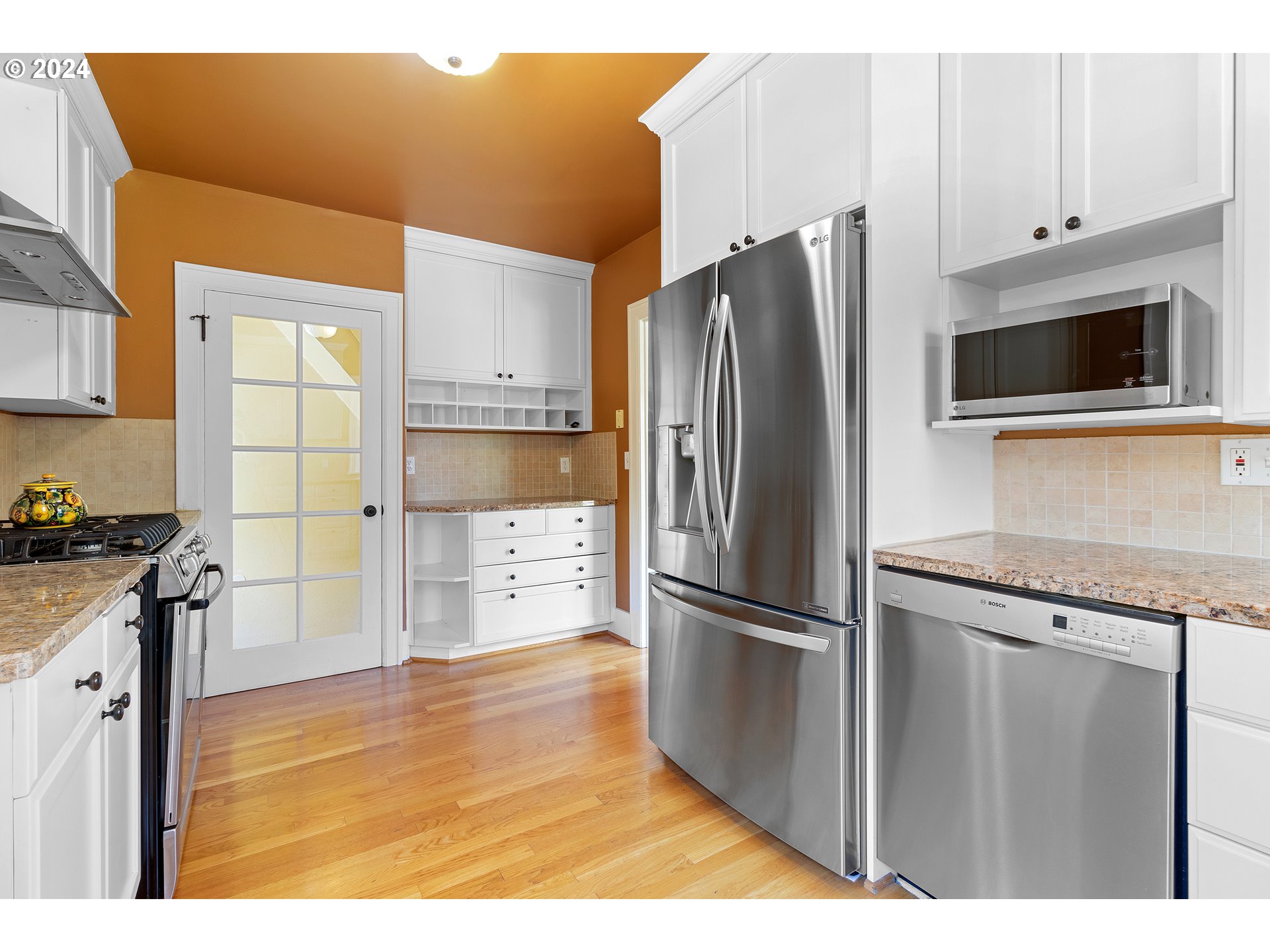 3316 NE CESAR E CHAVEZ BLVD