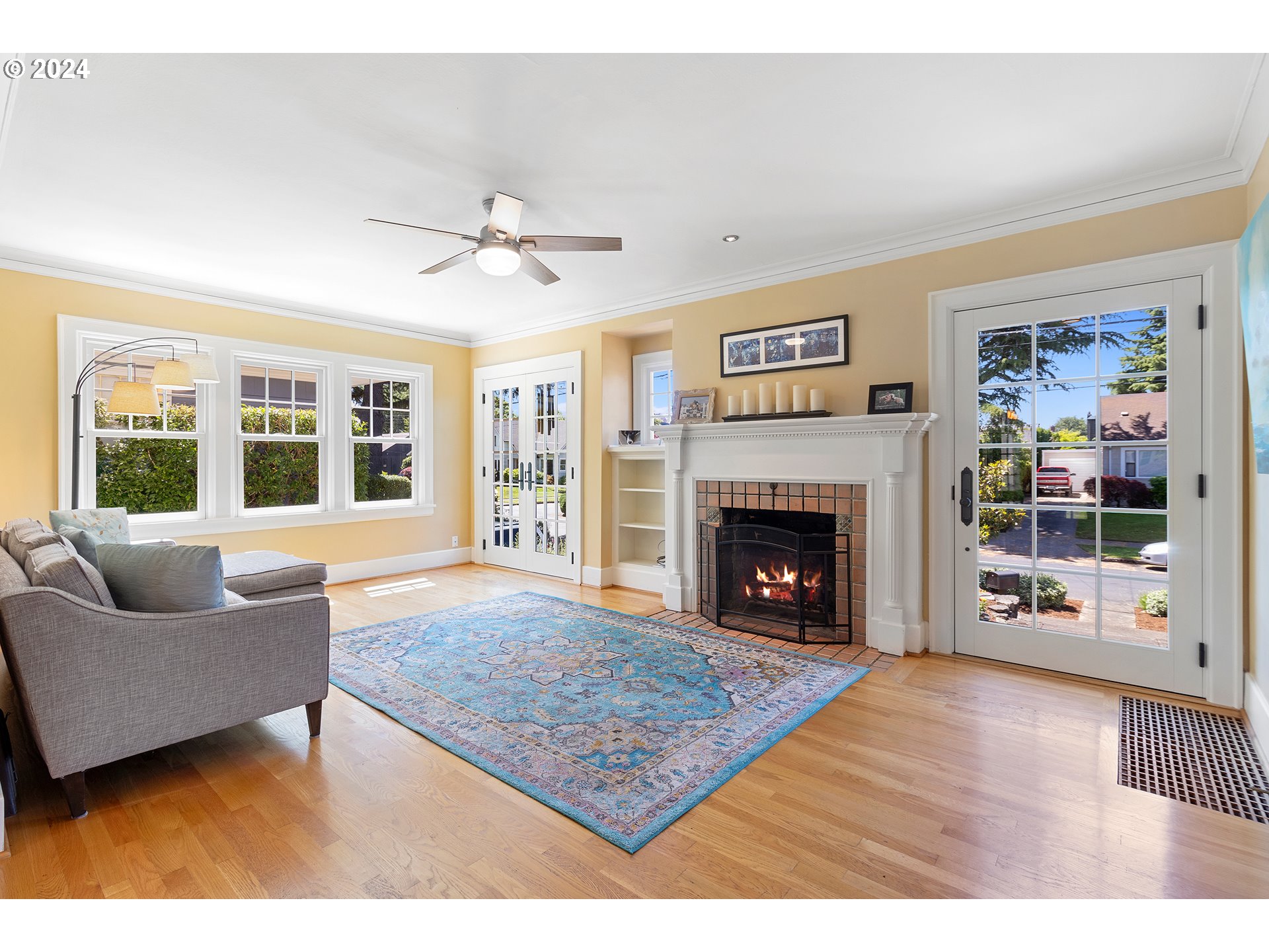 3316 NE CESAR E CHAVEZ BLVD