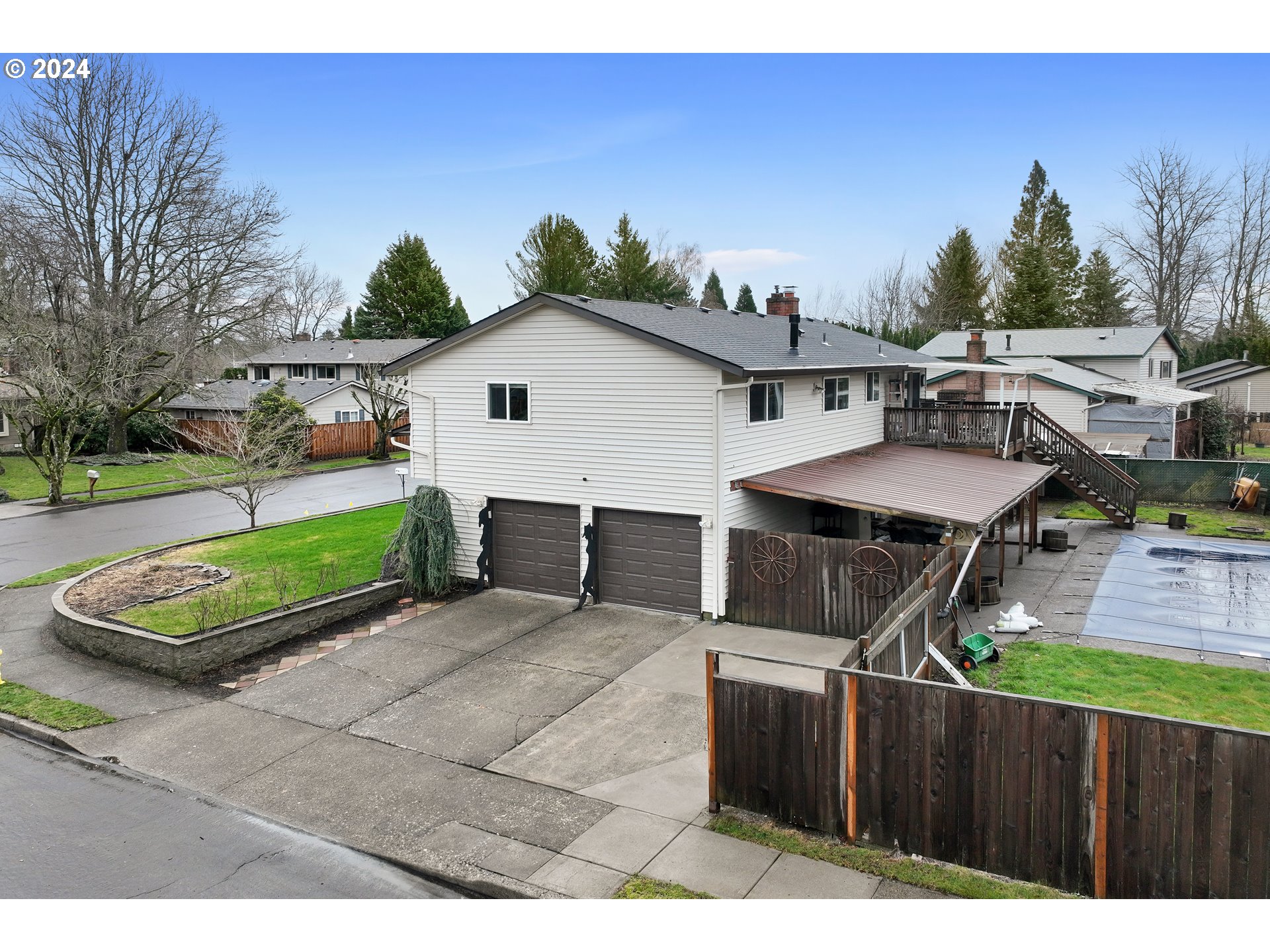 2325 SW DUNBAR PL