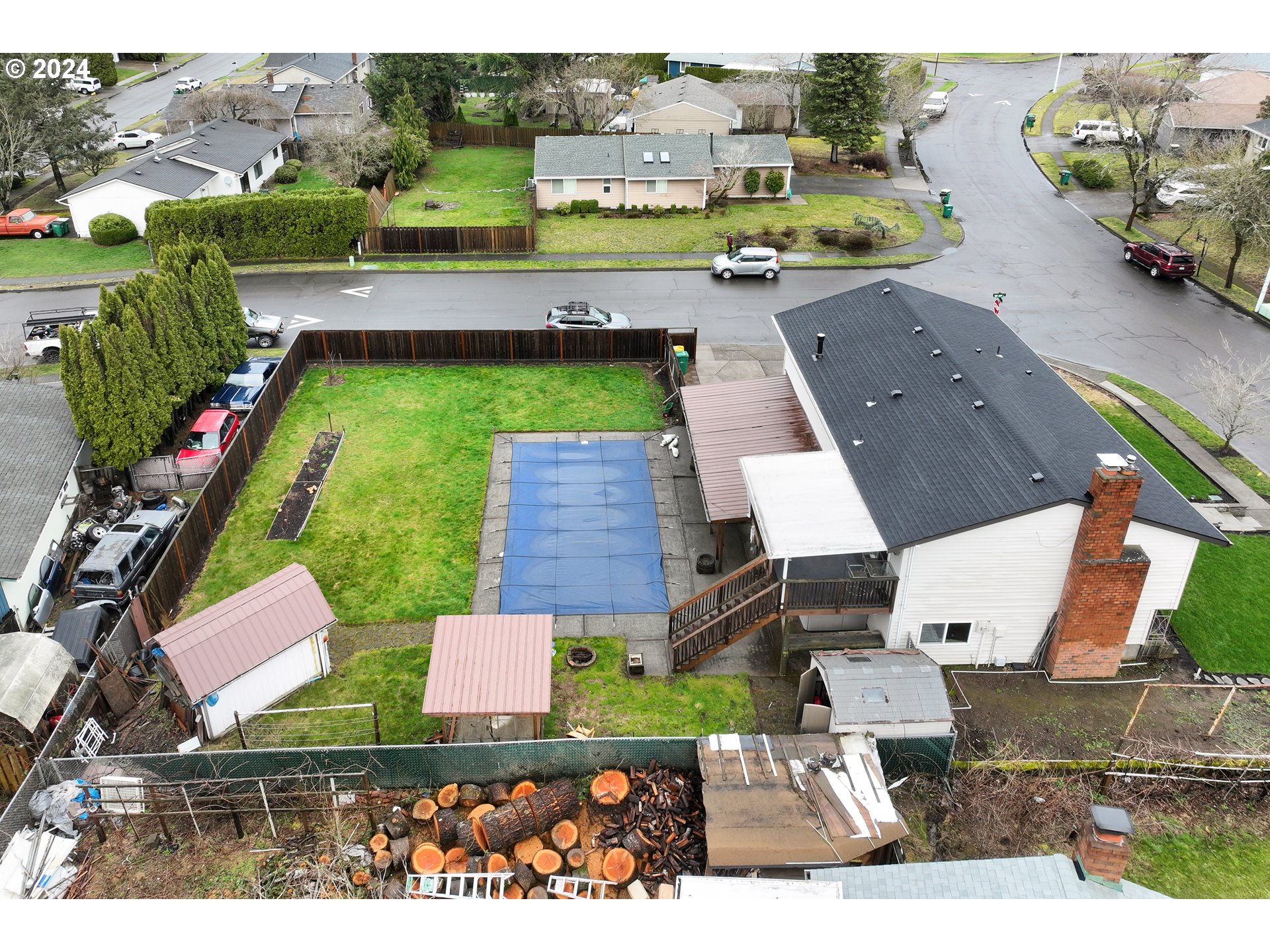 2325 SW DUNBAR PL