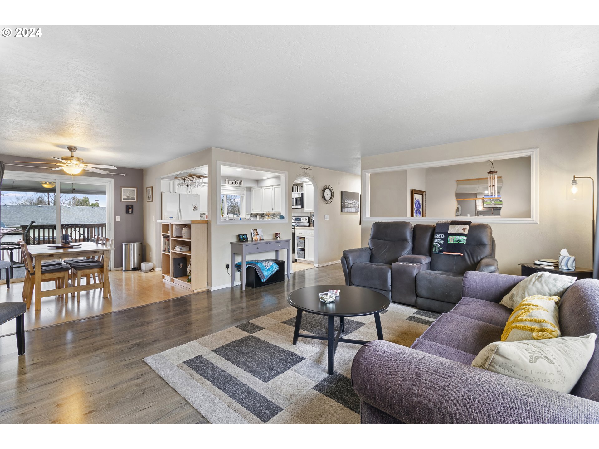 2325 SW DUNBAR PL