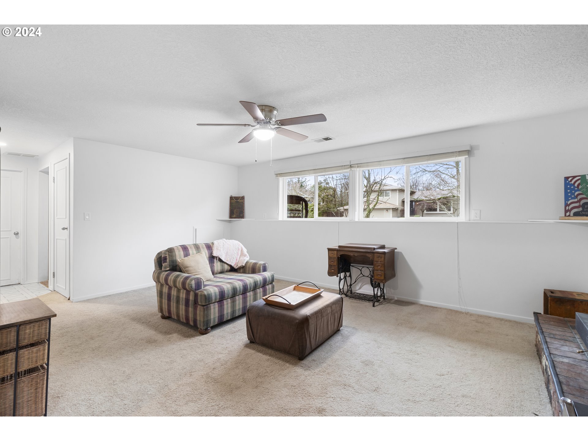 2325 SW DUNBAR PL