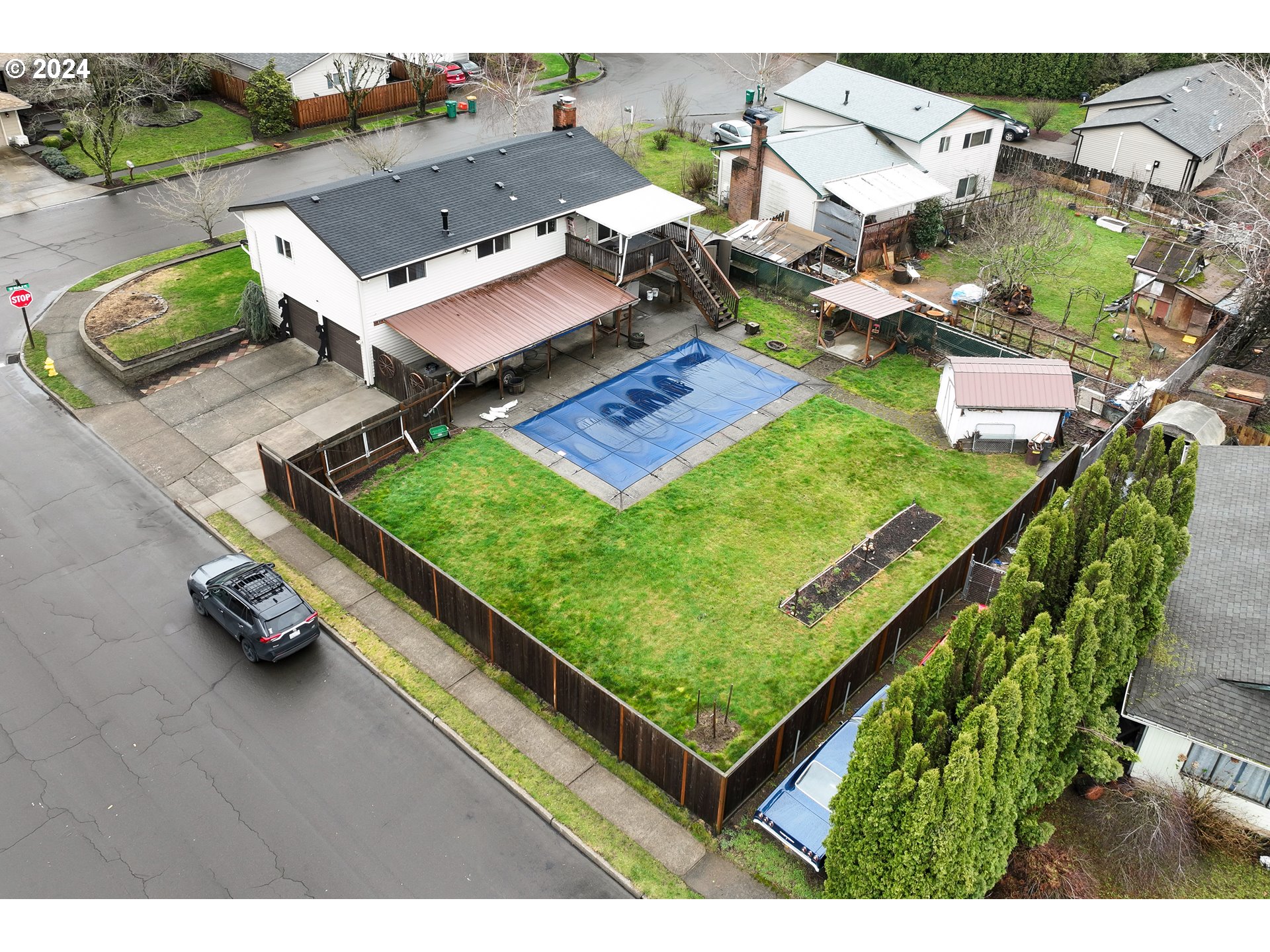 2325 SW DUNBAR PL