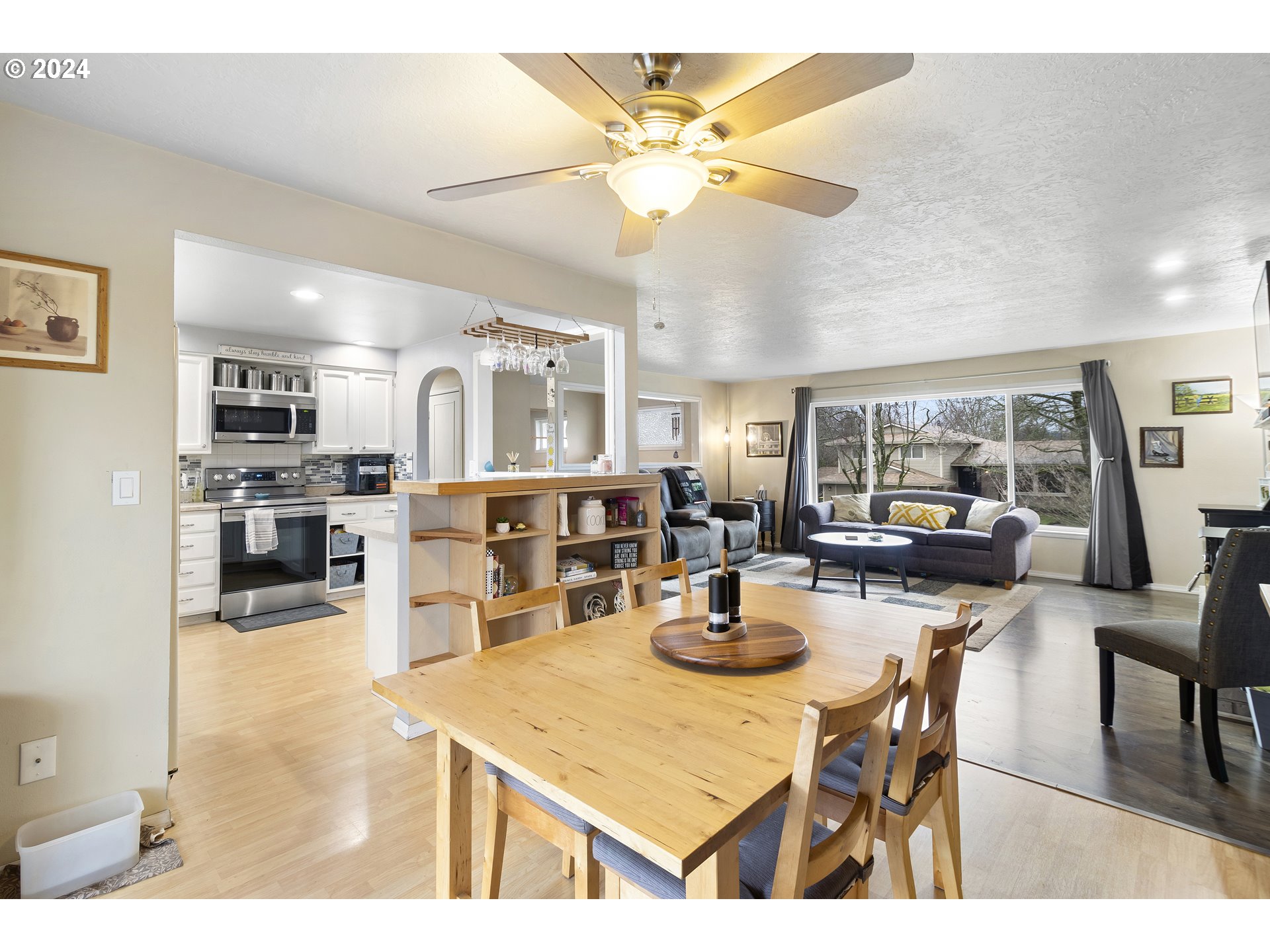 2325 SW DUNBAR PL