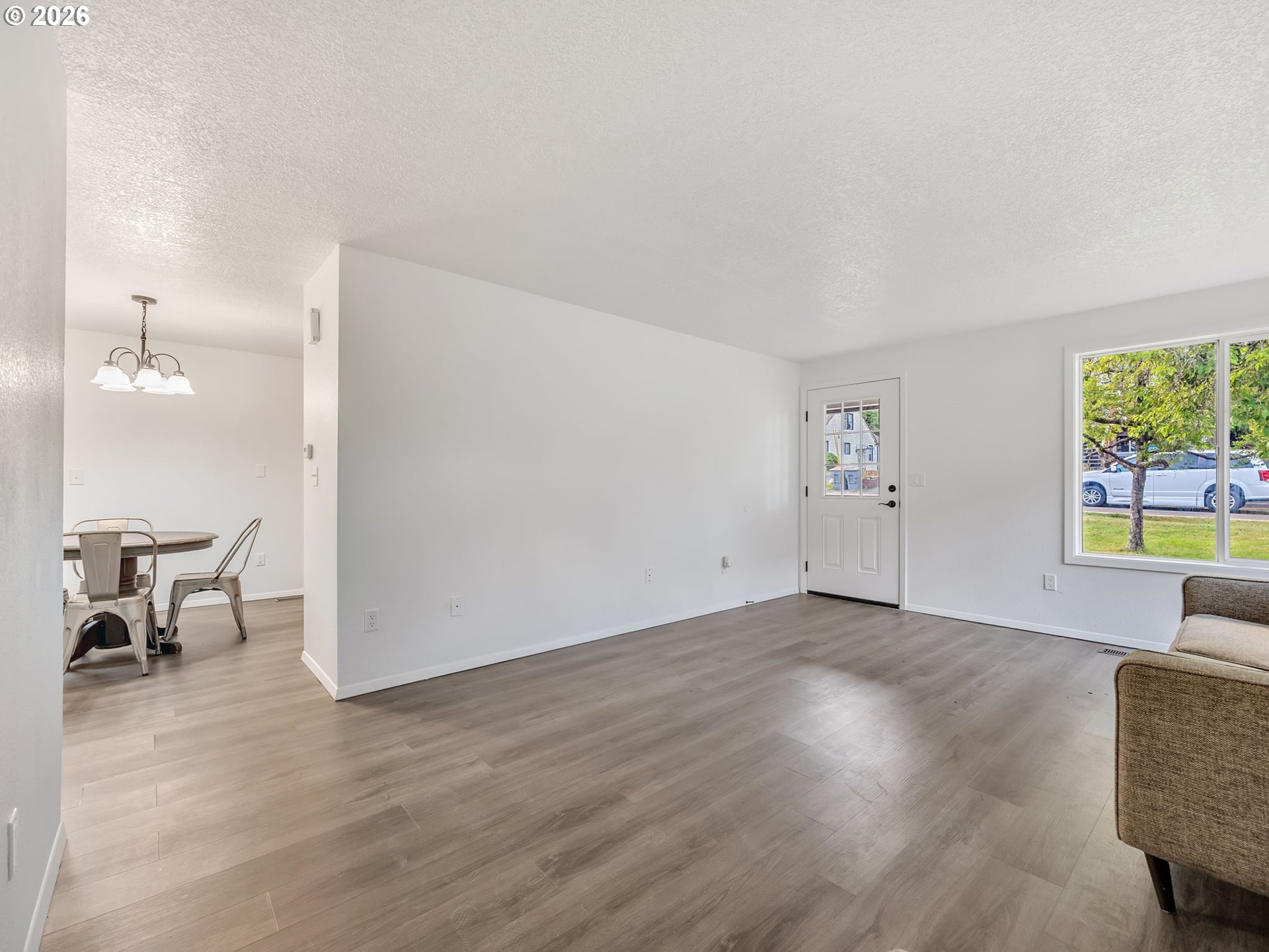 1208 ALAMEDA AVE