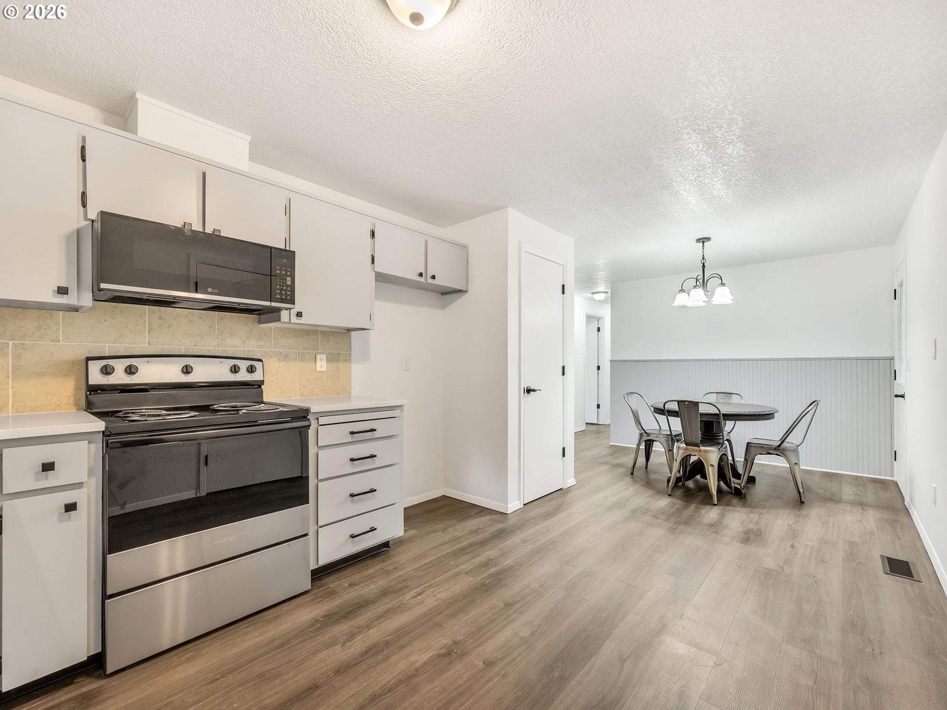 1208 ALAMEDA AVE