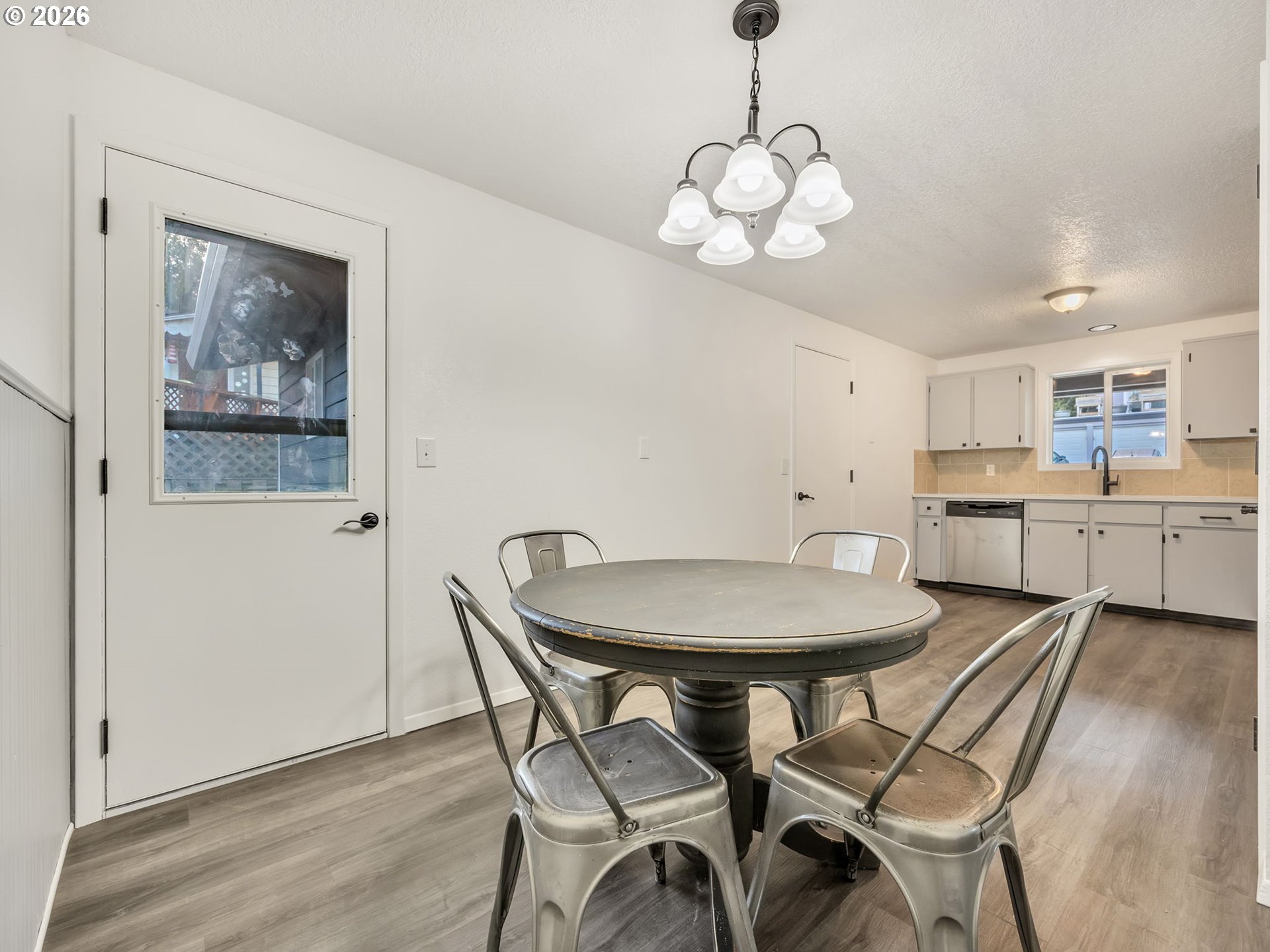 1208 ALAMEDA AVE