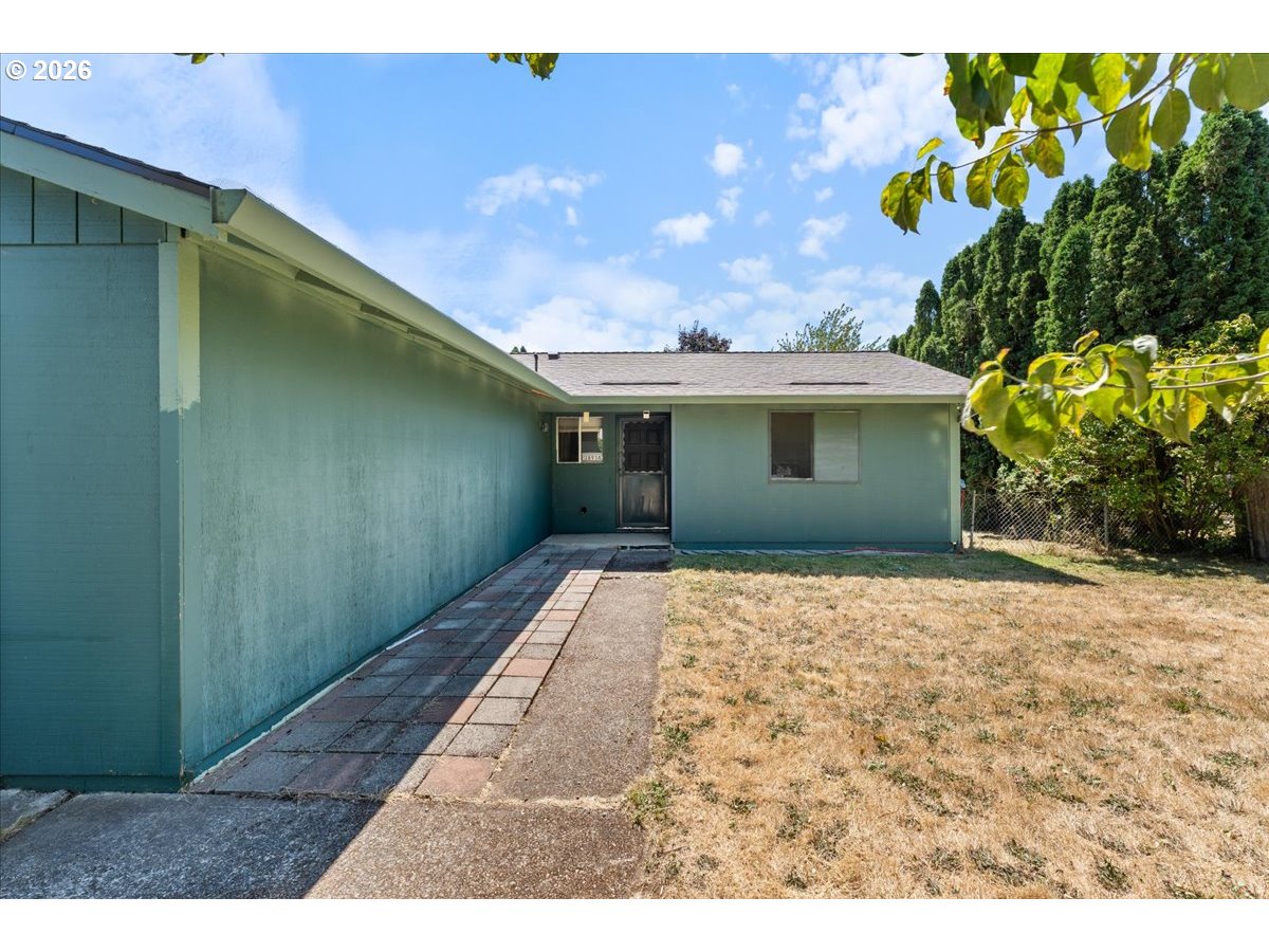 38938 LONG CIR