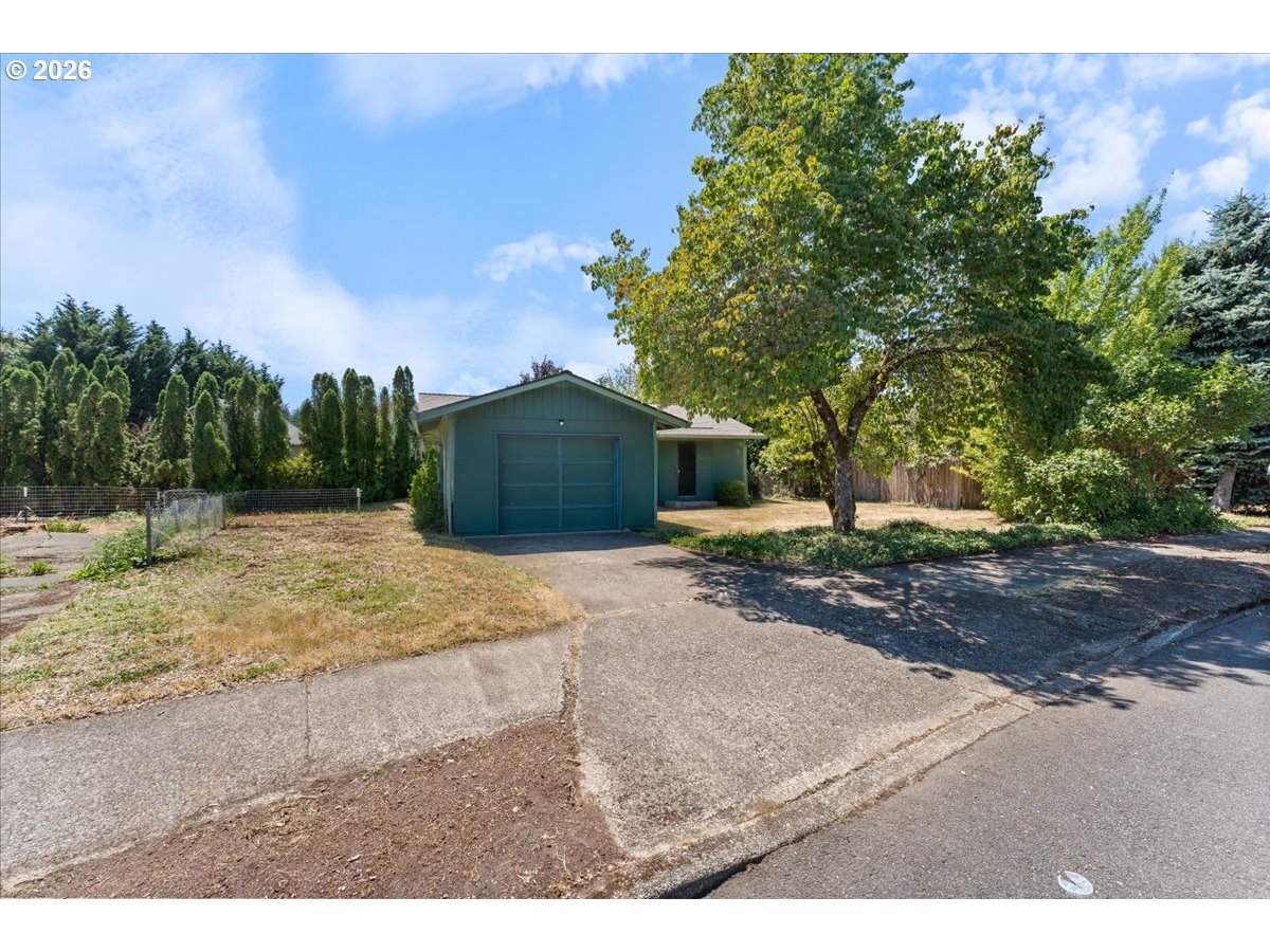 38938 LONG CIR