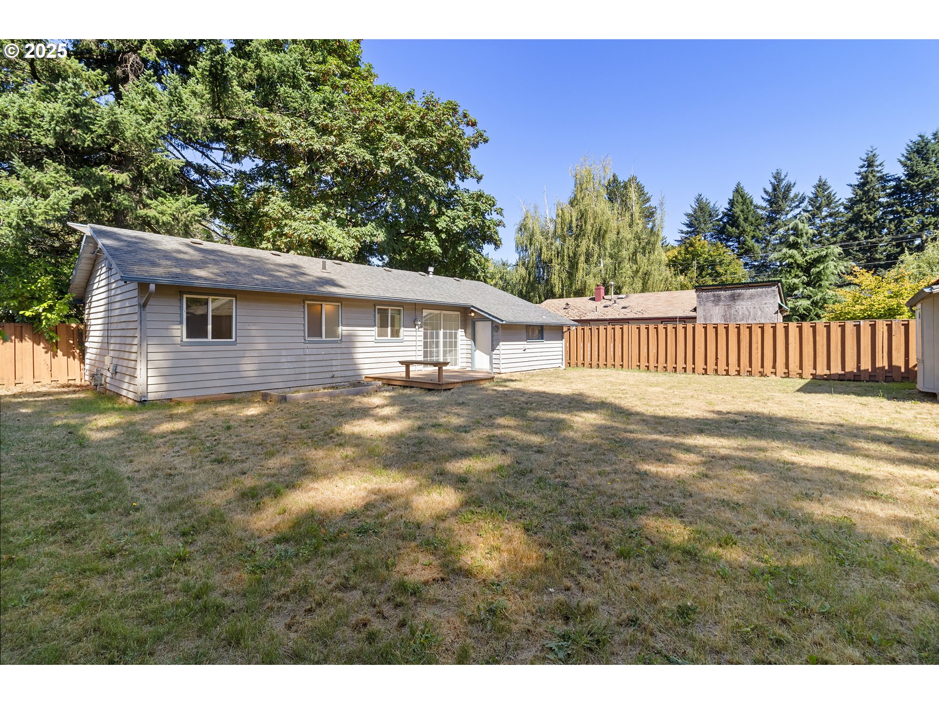 1946 NE 113TH AVE
