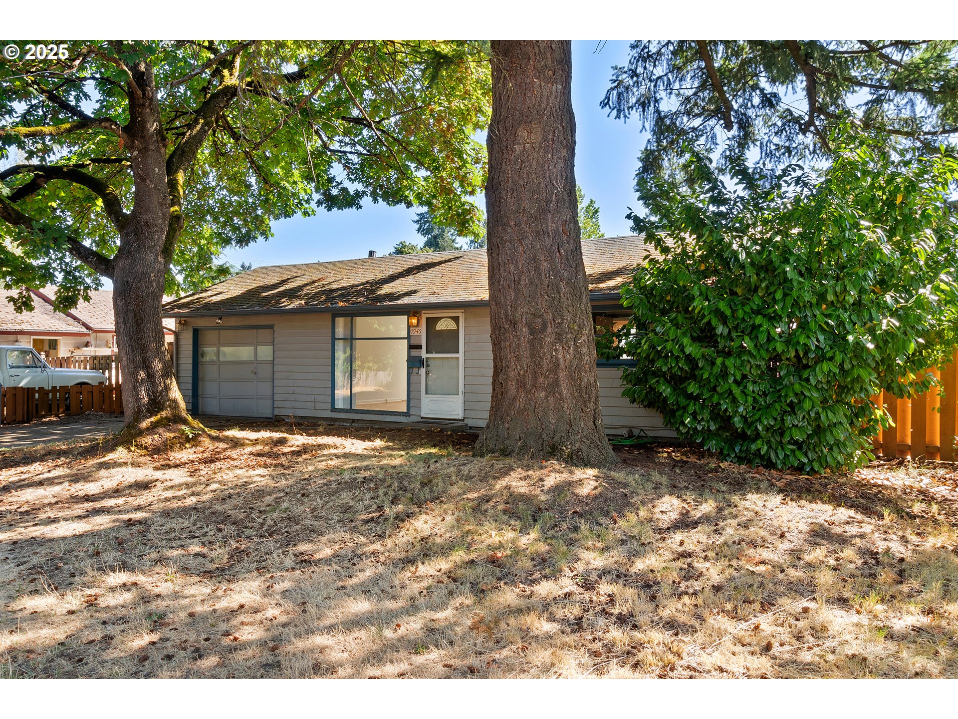1946 NE 113TH AVE