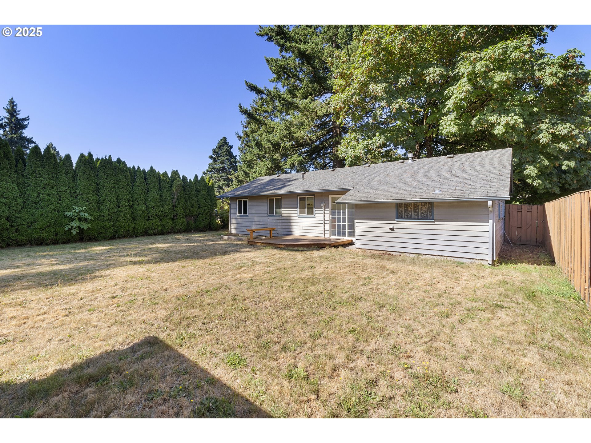 1946 NE 113TH AVE