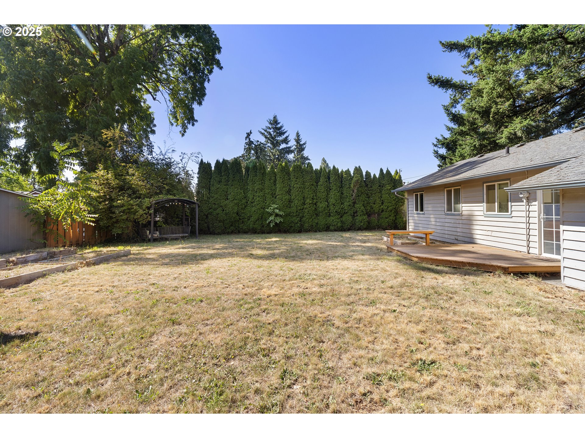 1946 NE 113TH AVE