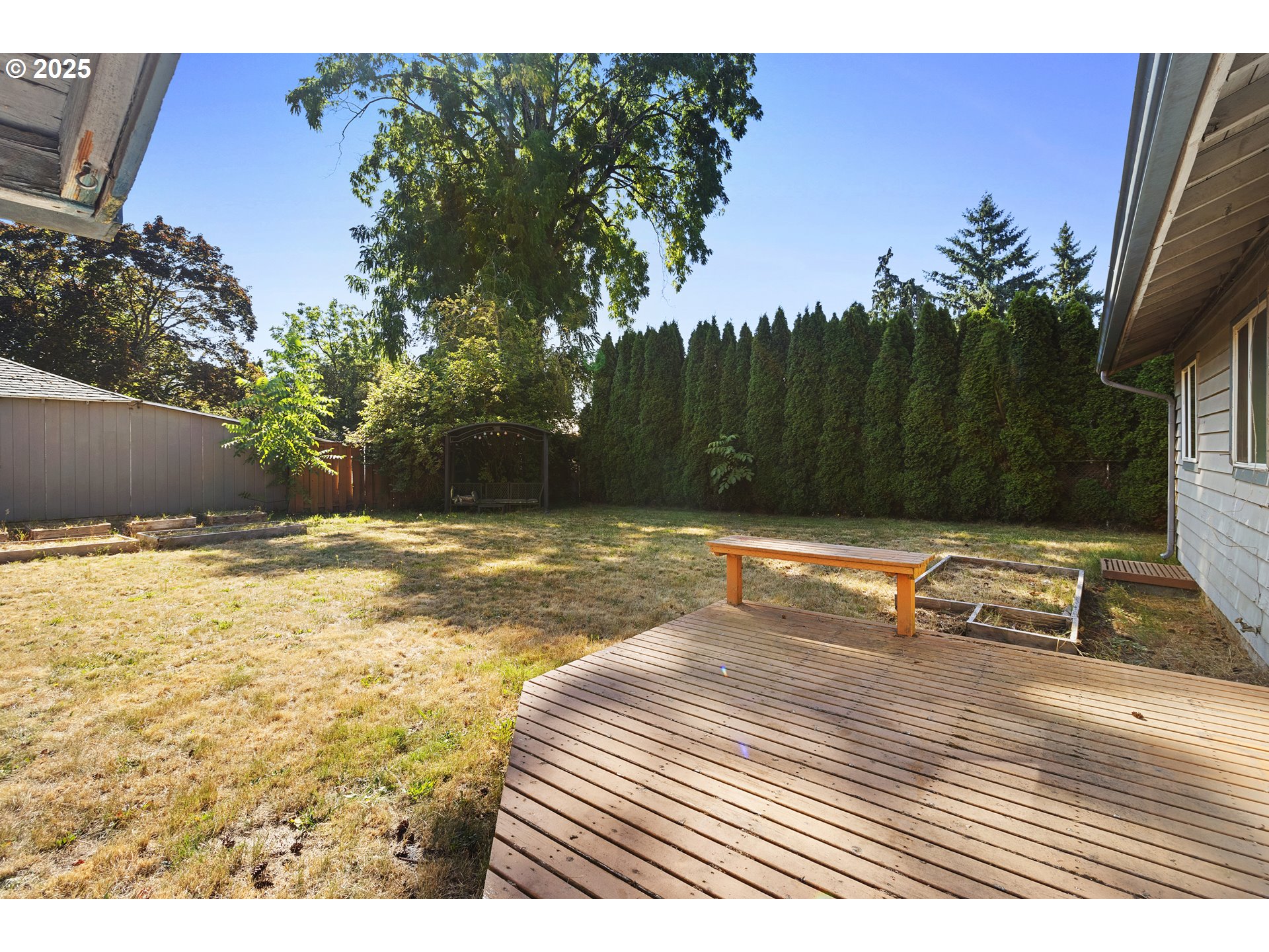 1946 NE 113TH AVE