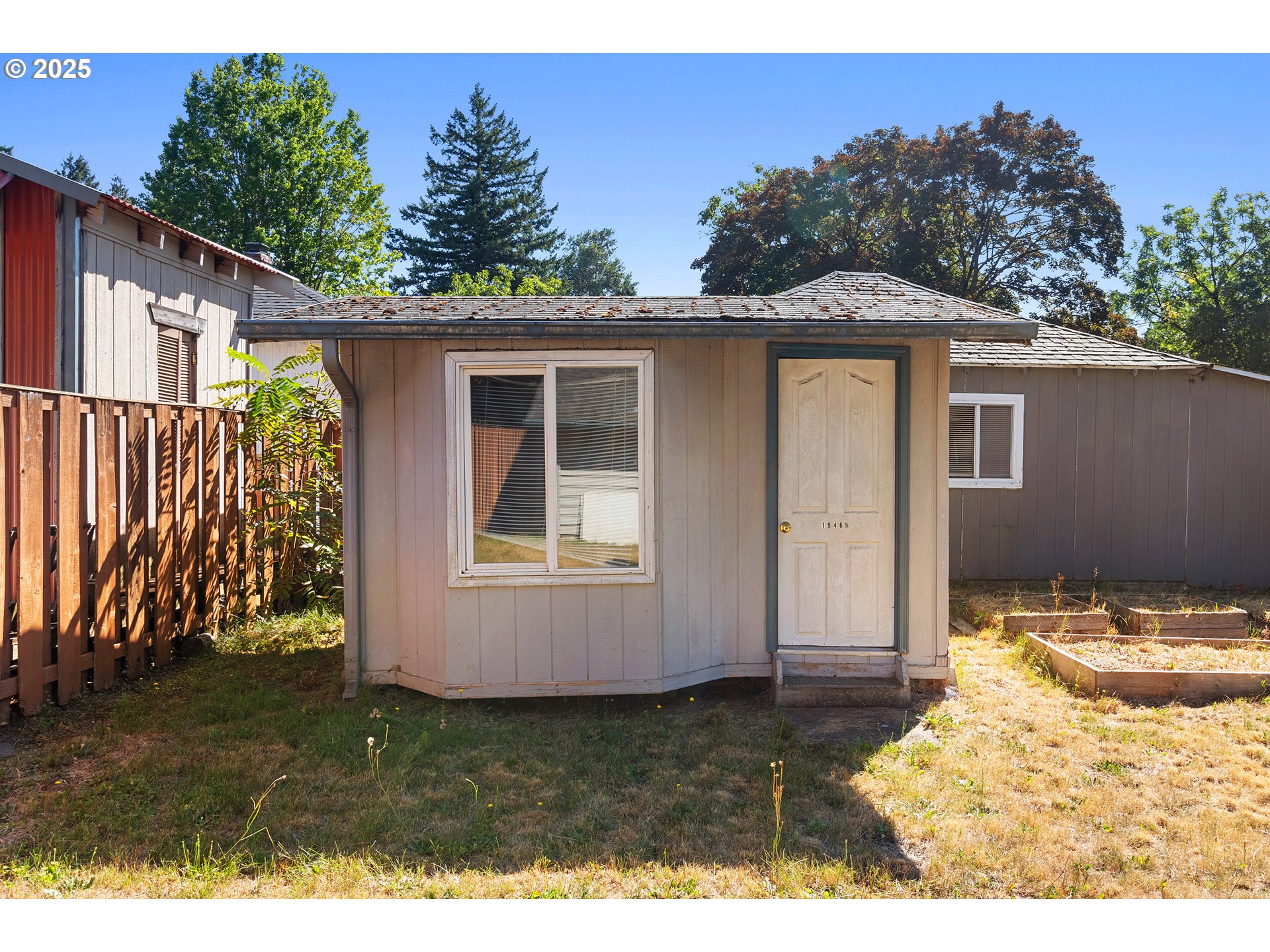1946 NE 113TH AVE