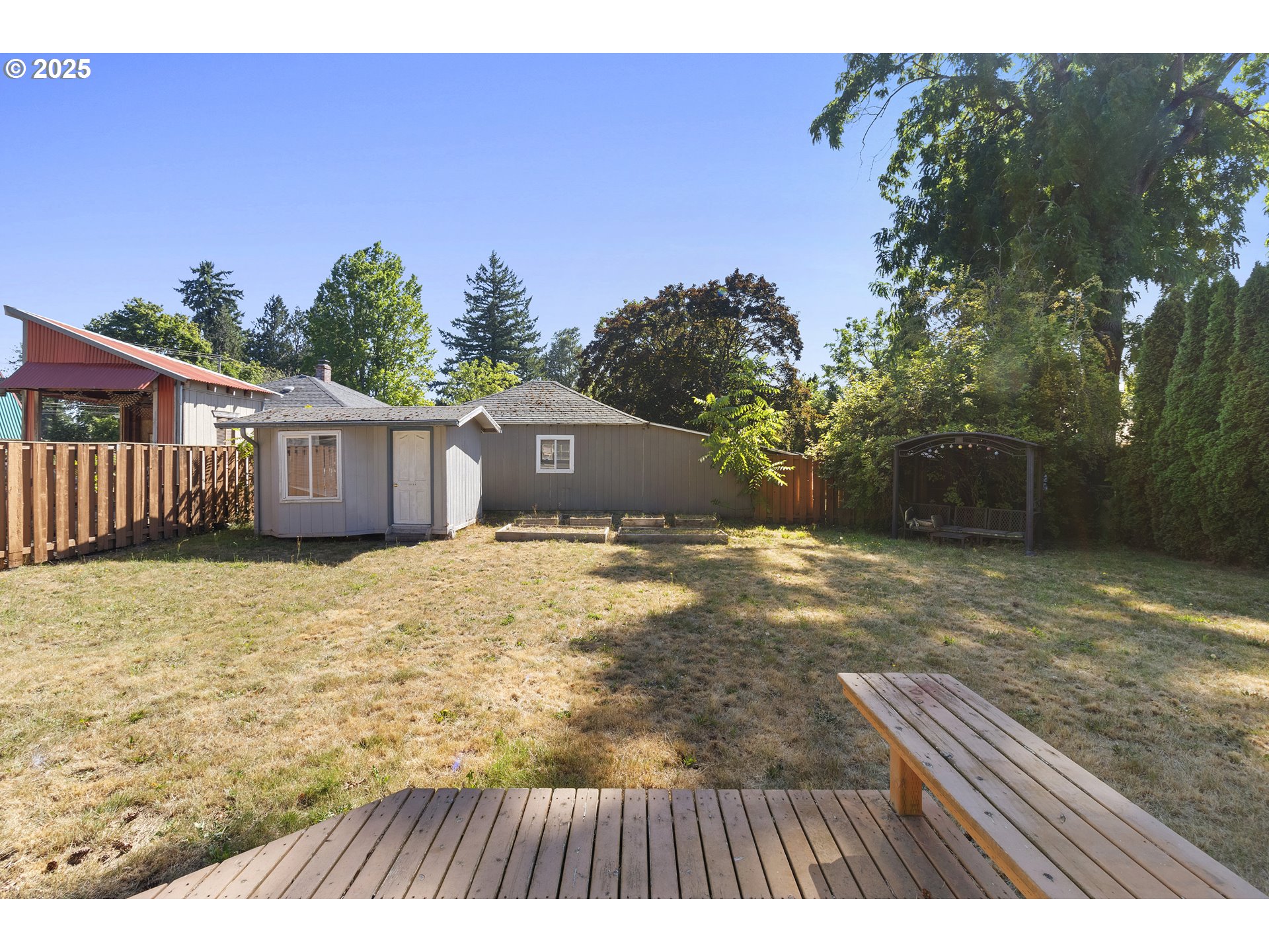 1946 NE 113TH AVE