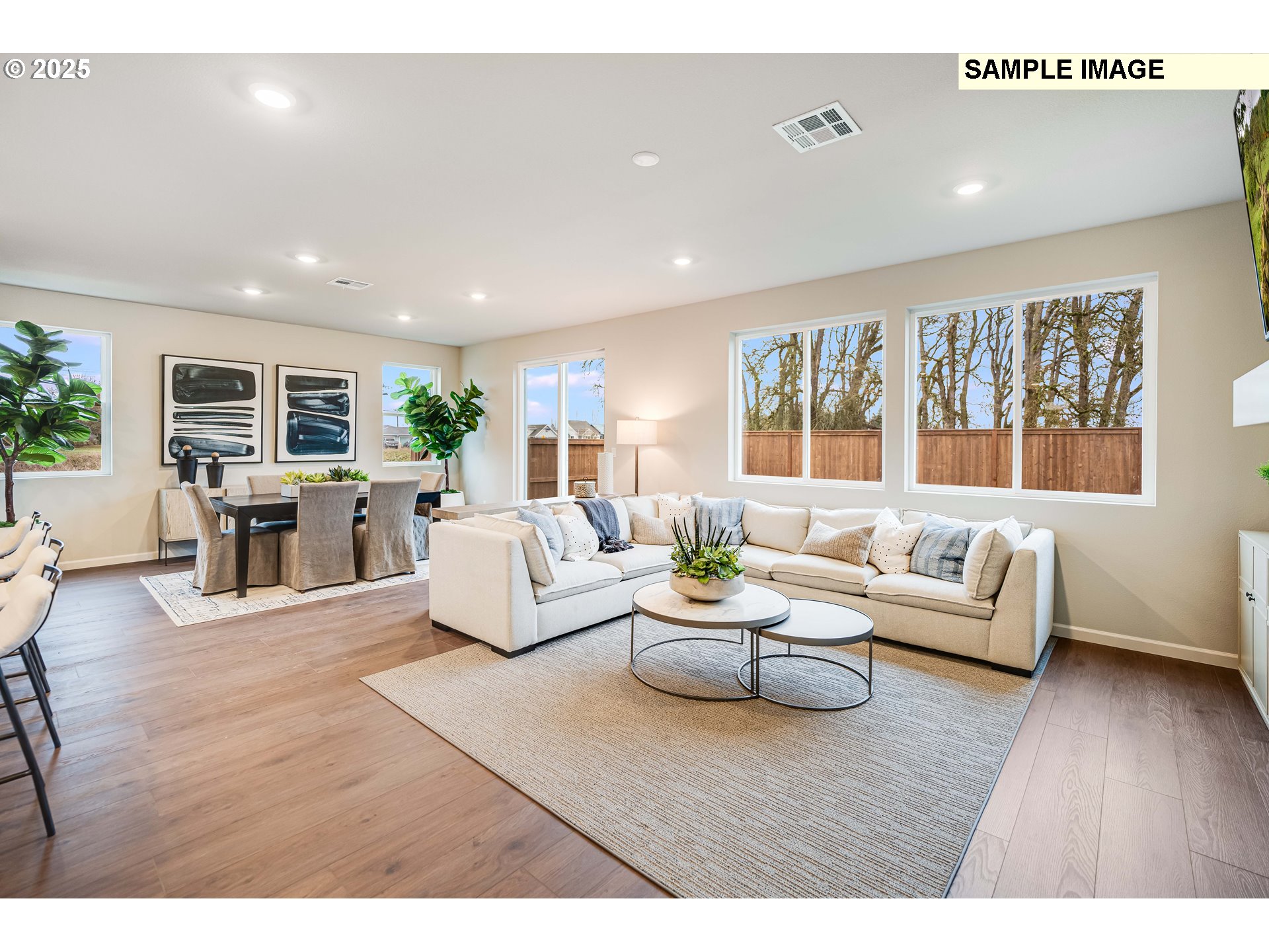 1484 Logan PKWY SE