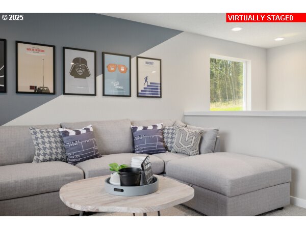 16543 SE Odell Lake LN LT 743