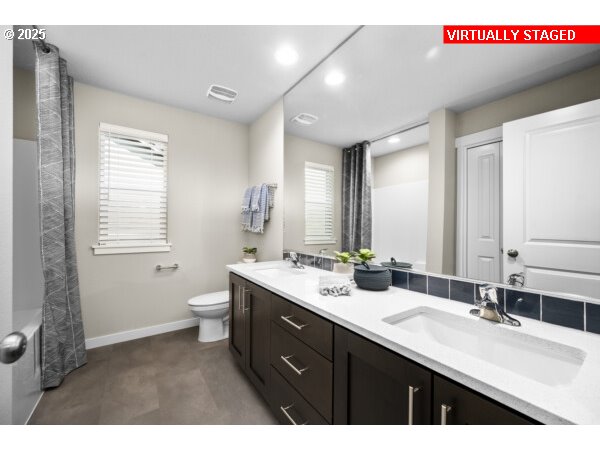 16543 SE Odell Lake LN LT 743