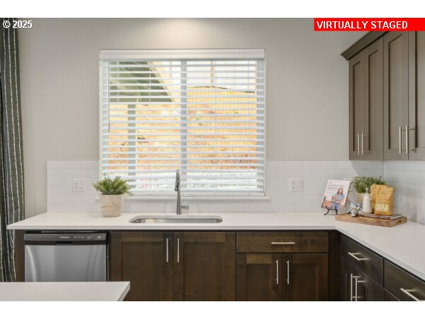 16543 SE Odell Lake LN LT 743