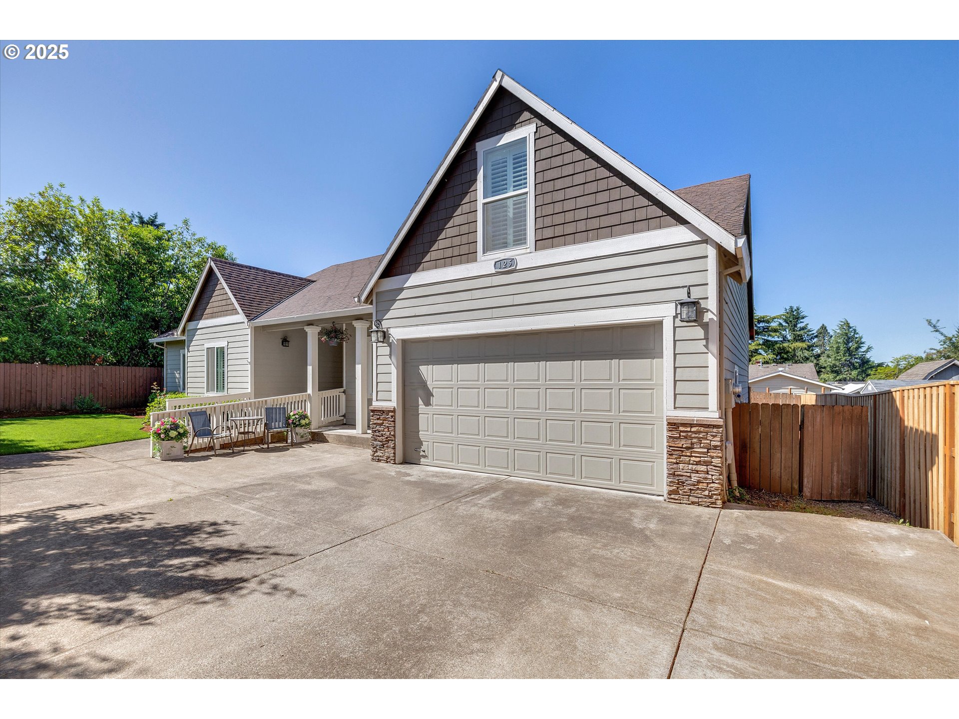 125 TELFORD RD