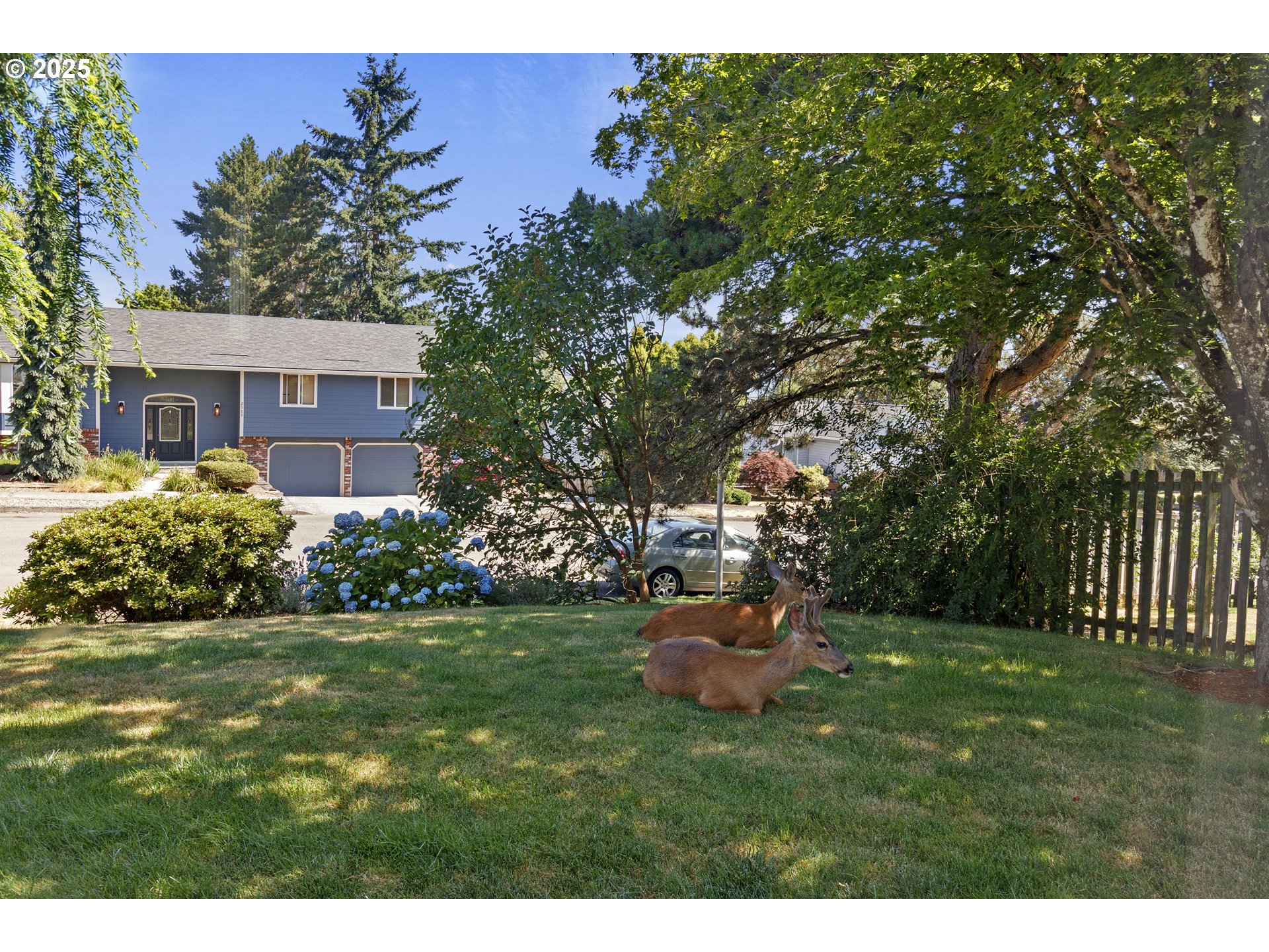 2851 NW NORWOOD CIR