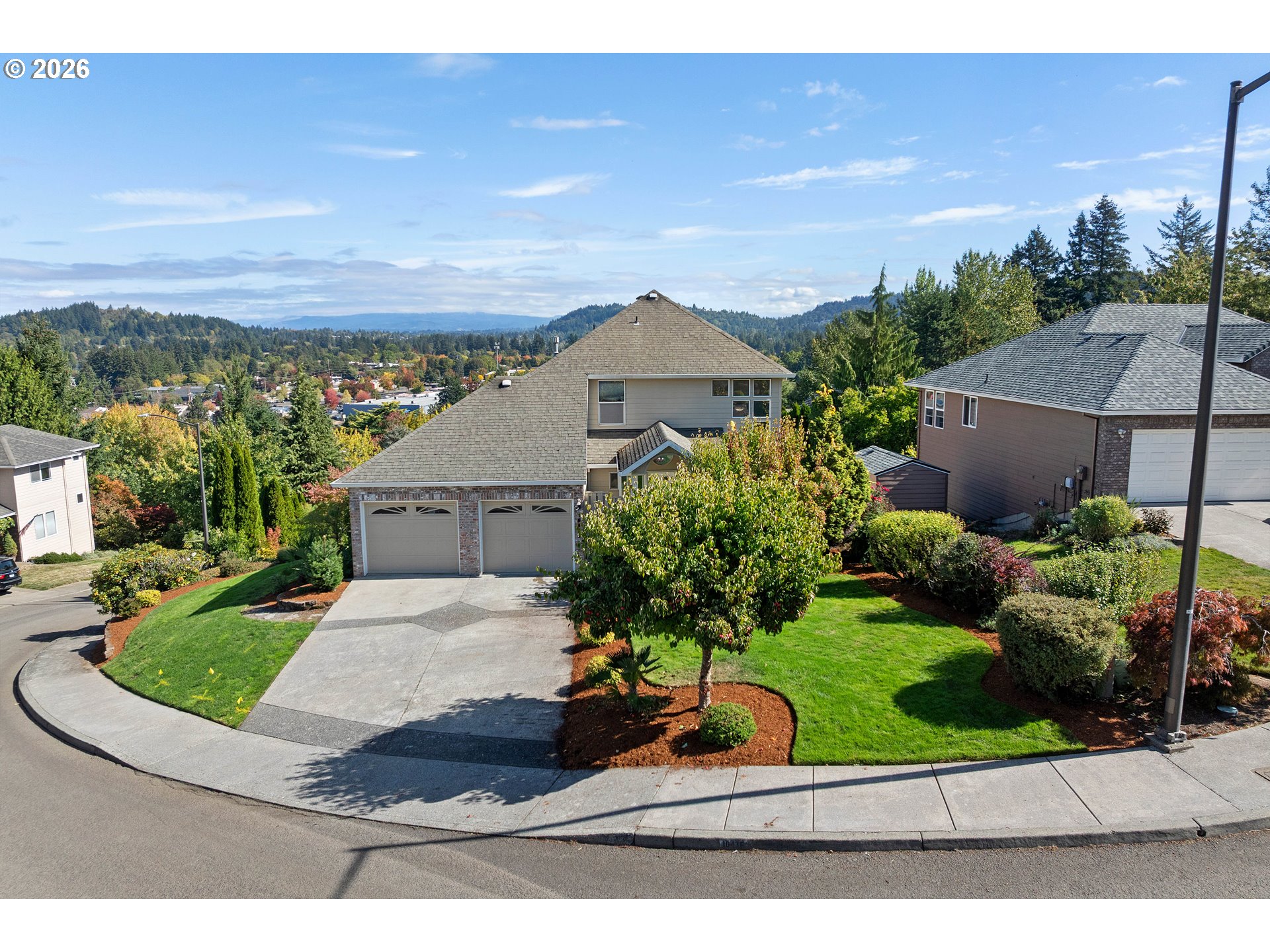 16436 SE MEADOWLAND CT