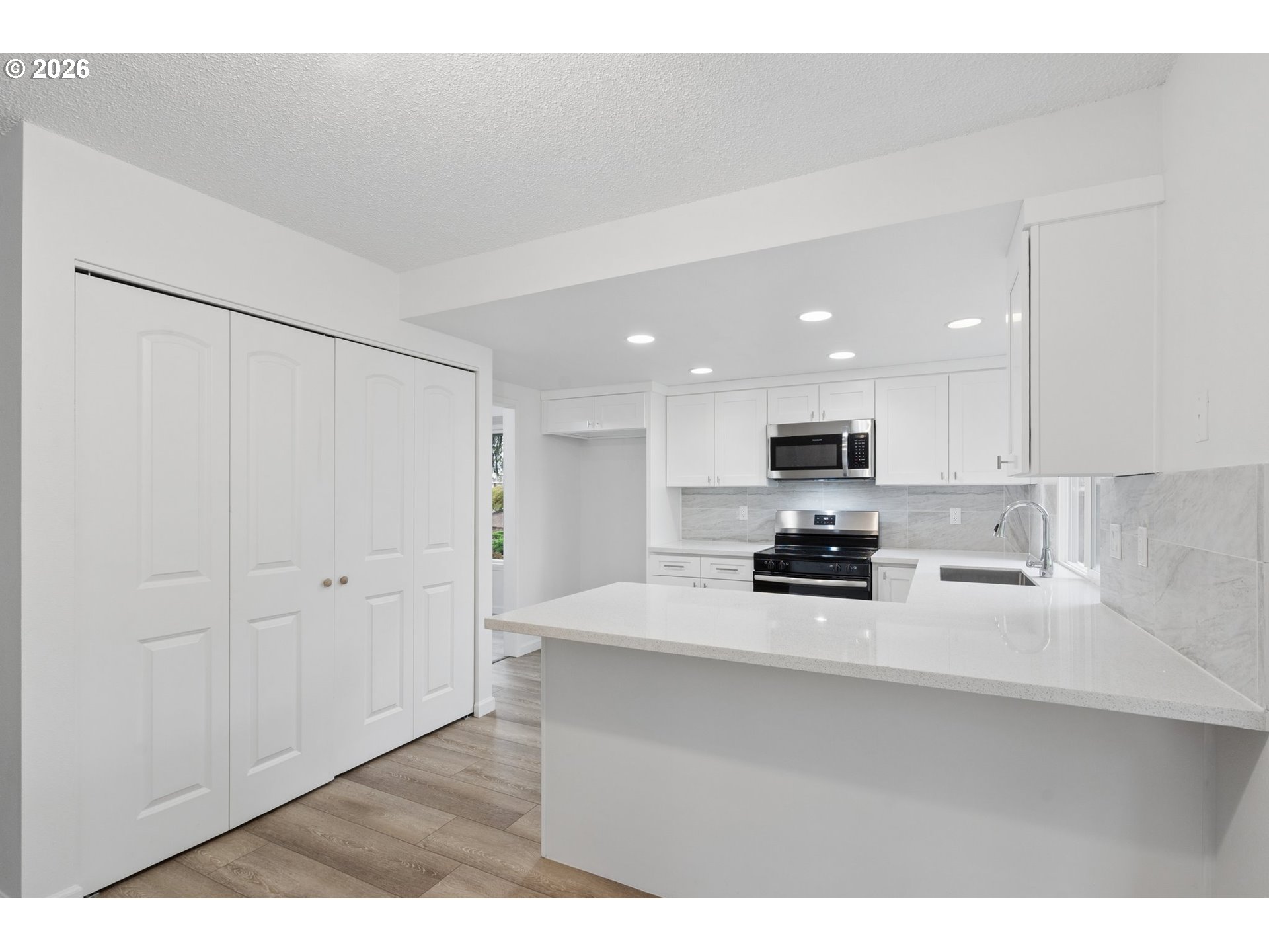 15910 SW OAK MEADOW LN