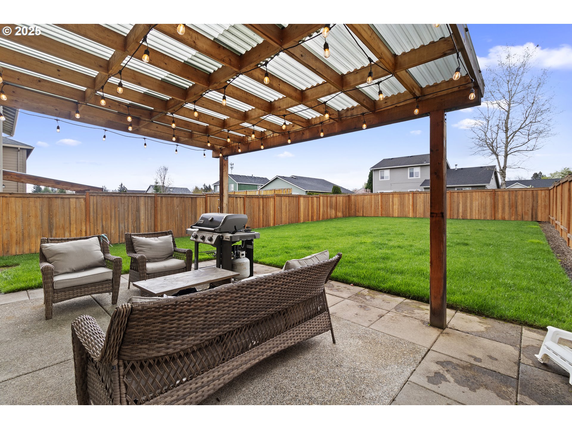3072 SE 25TH ST