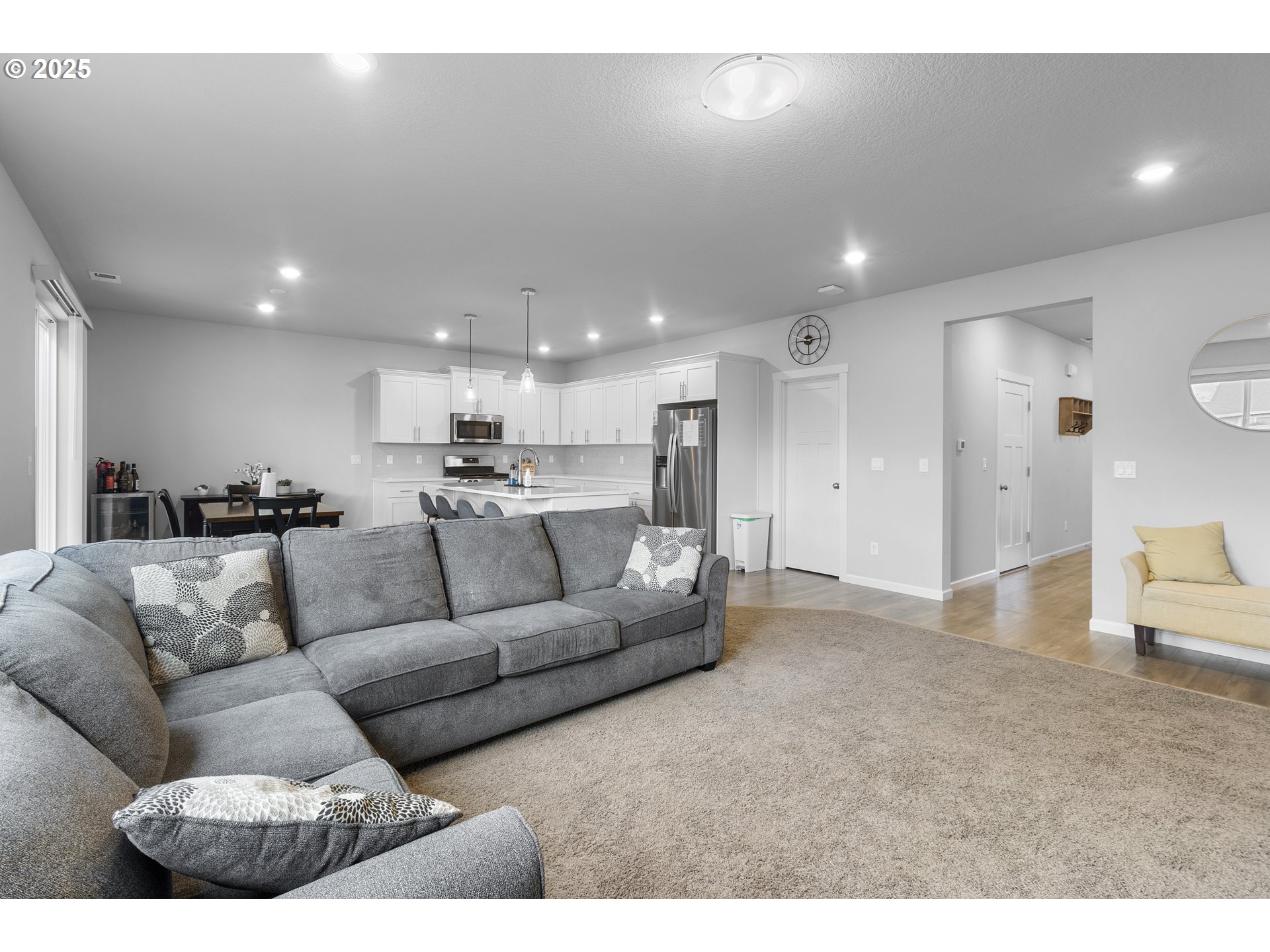 3072 SE 25TH ST