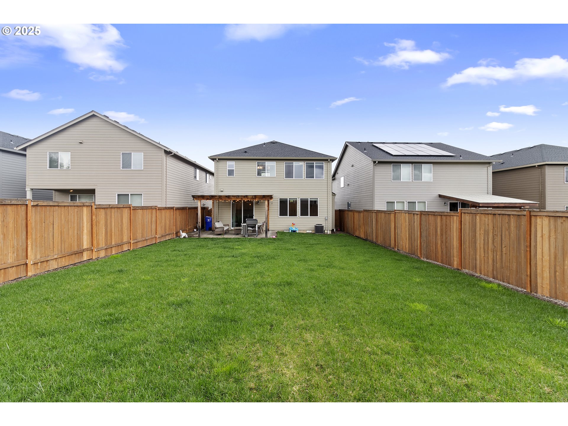 3072 SE 25TH ST