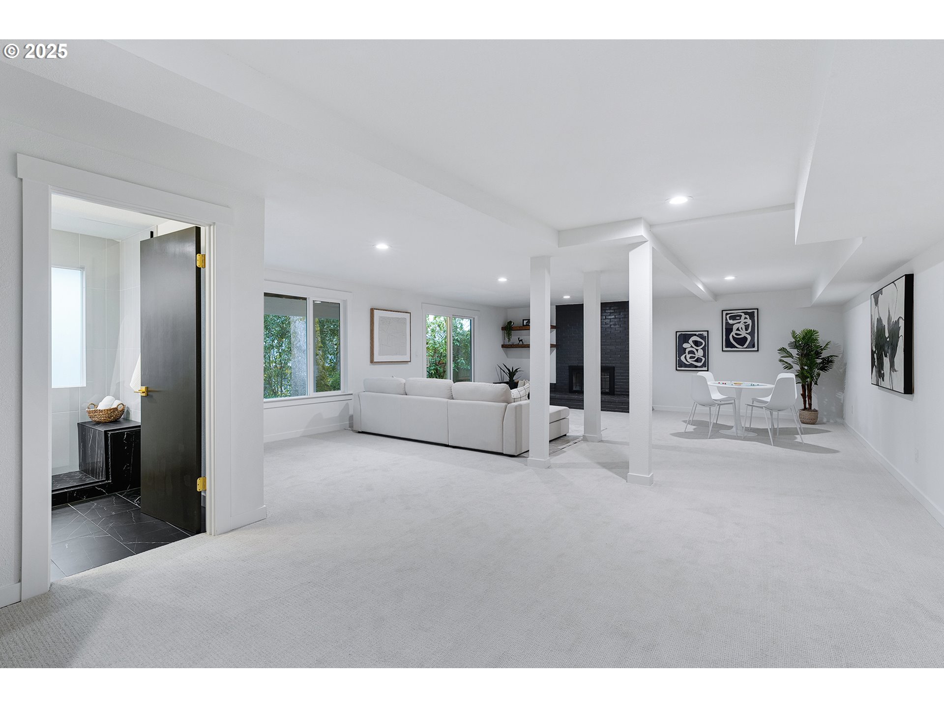 15190 NW OAKHILLS DR