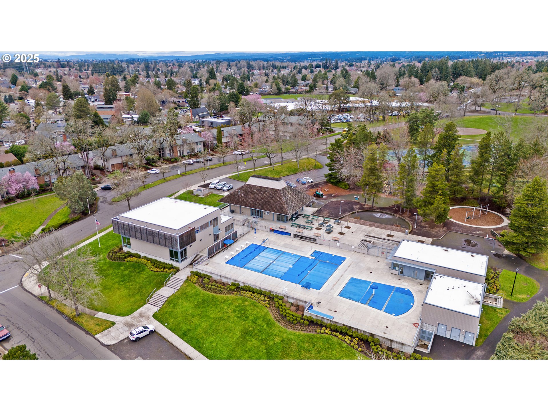 15190 NW OAKHILLS DR