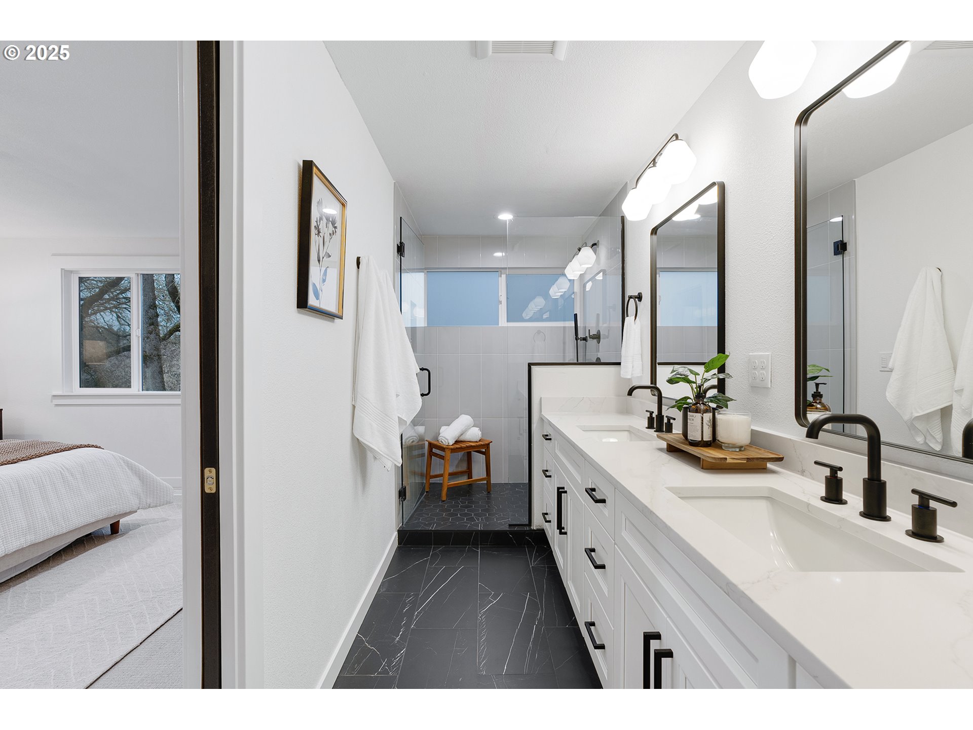 15190 NW OAKHILLS DR